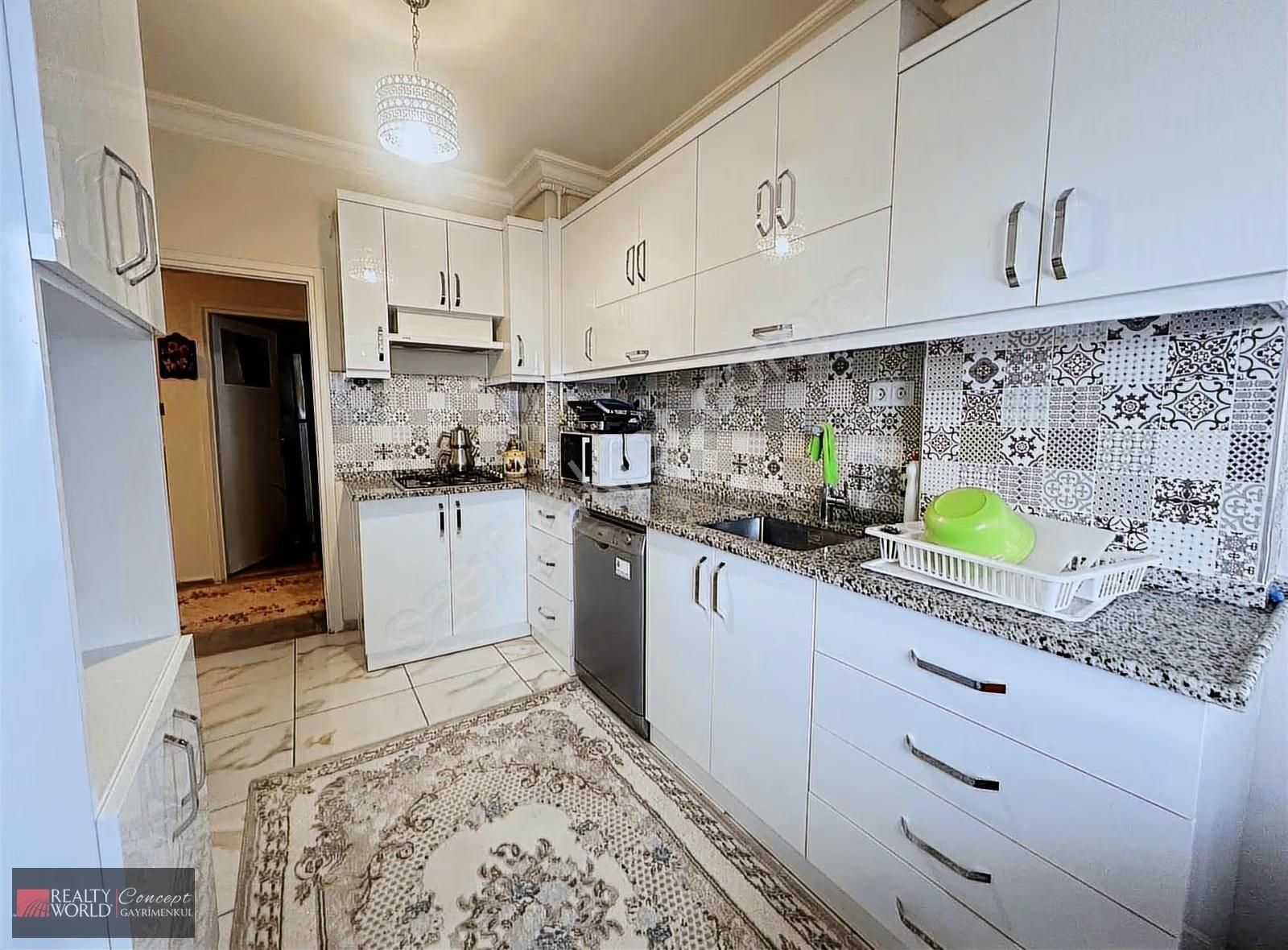 Güvenlik Mahallesinde Eşyalı, Bakımlı Doğalgazlı Geniş 3+1 - Görsel 19