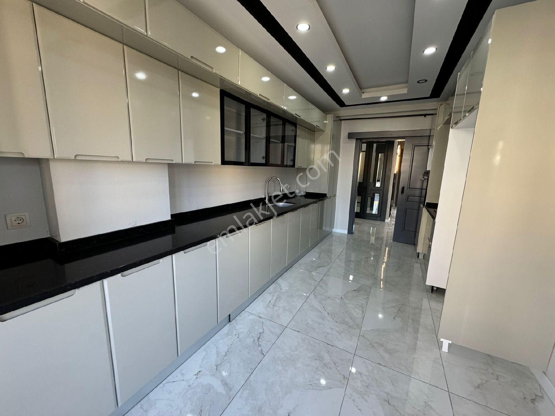 Yavuz Emlak Tan Satılık Daire Arakat Karaköprü Belediyesi Yanı 5 Oda - Görsel 19