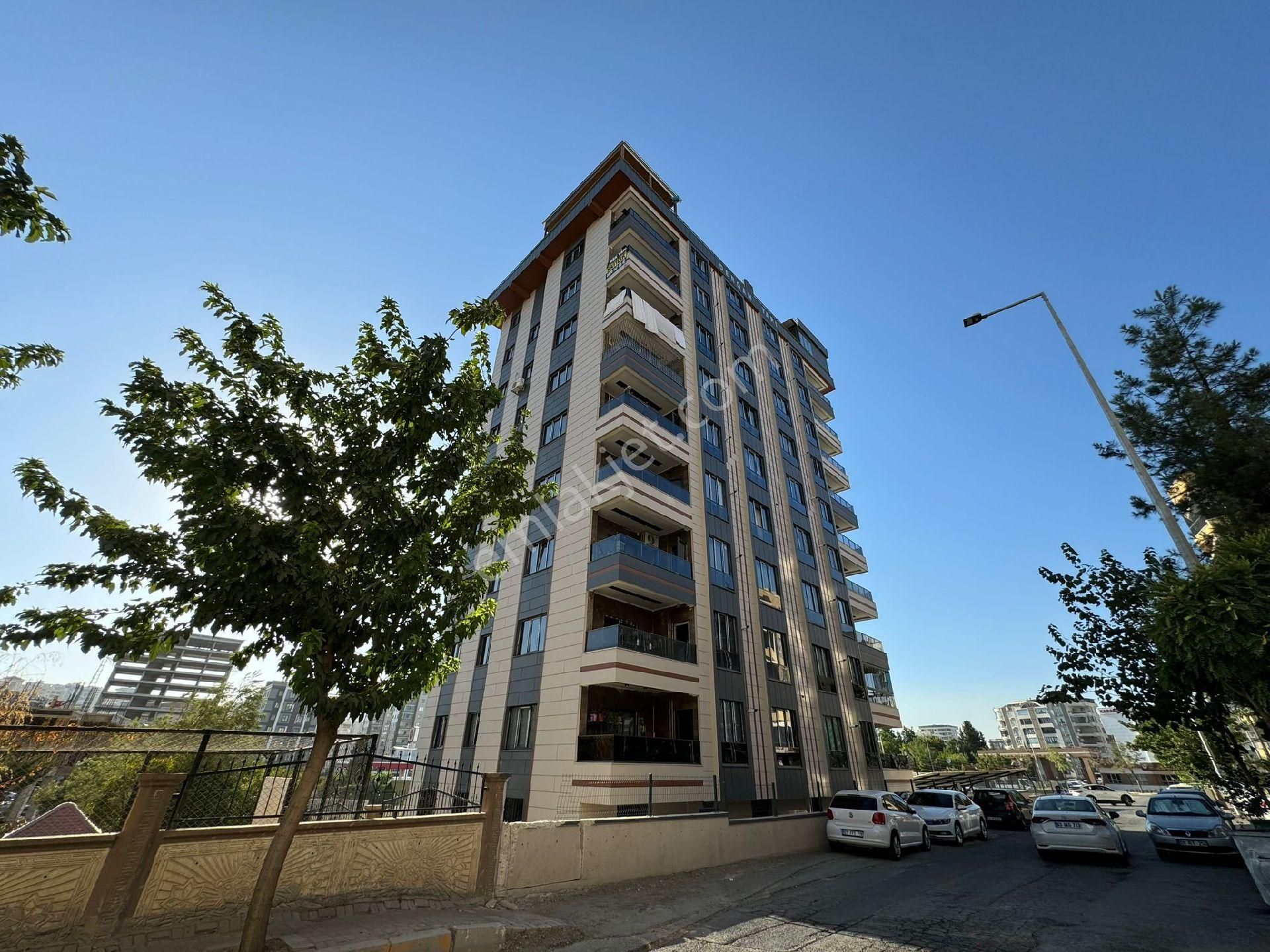 Yavuz Emlak Tan Satılık Daire Arakat Karaköprü Belediyesi Yanı 5 Oda