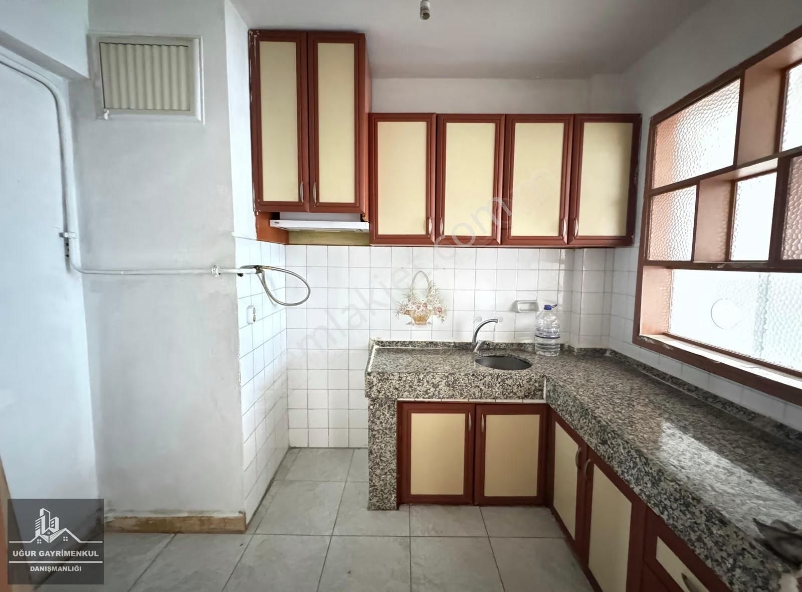 Uğur Gayrimenkul'den Ilıca Caddesinde Kiralık 3+1 Daire - Görsel 13