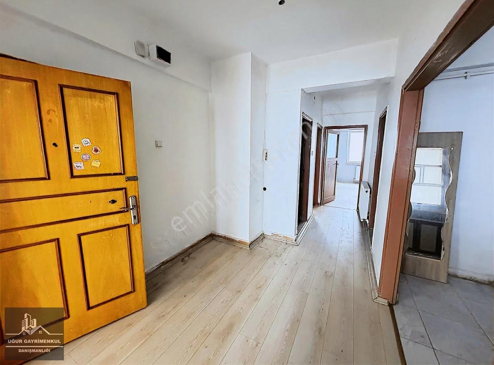 Uğur Gayrimenkul'den Ilıca Caddesinde Kiralık 3+1 Daire - Görsel 24