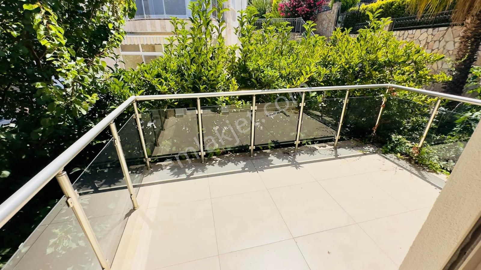 Kuşadası Soğucakta 6+2 Müstakil Villa. - Görsel 27