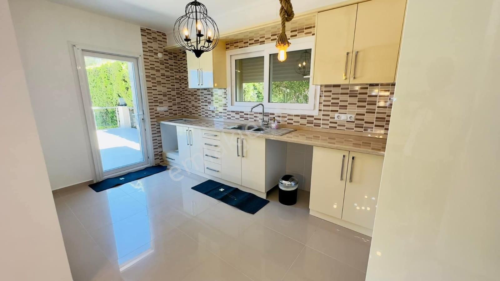 Kuşadası Soğucakta 6+2 Müstakil Villa. - Görsel 10