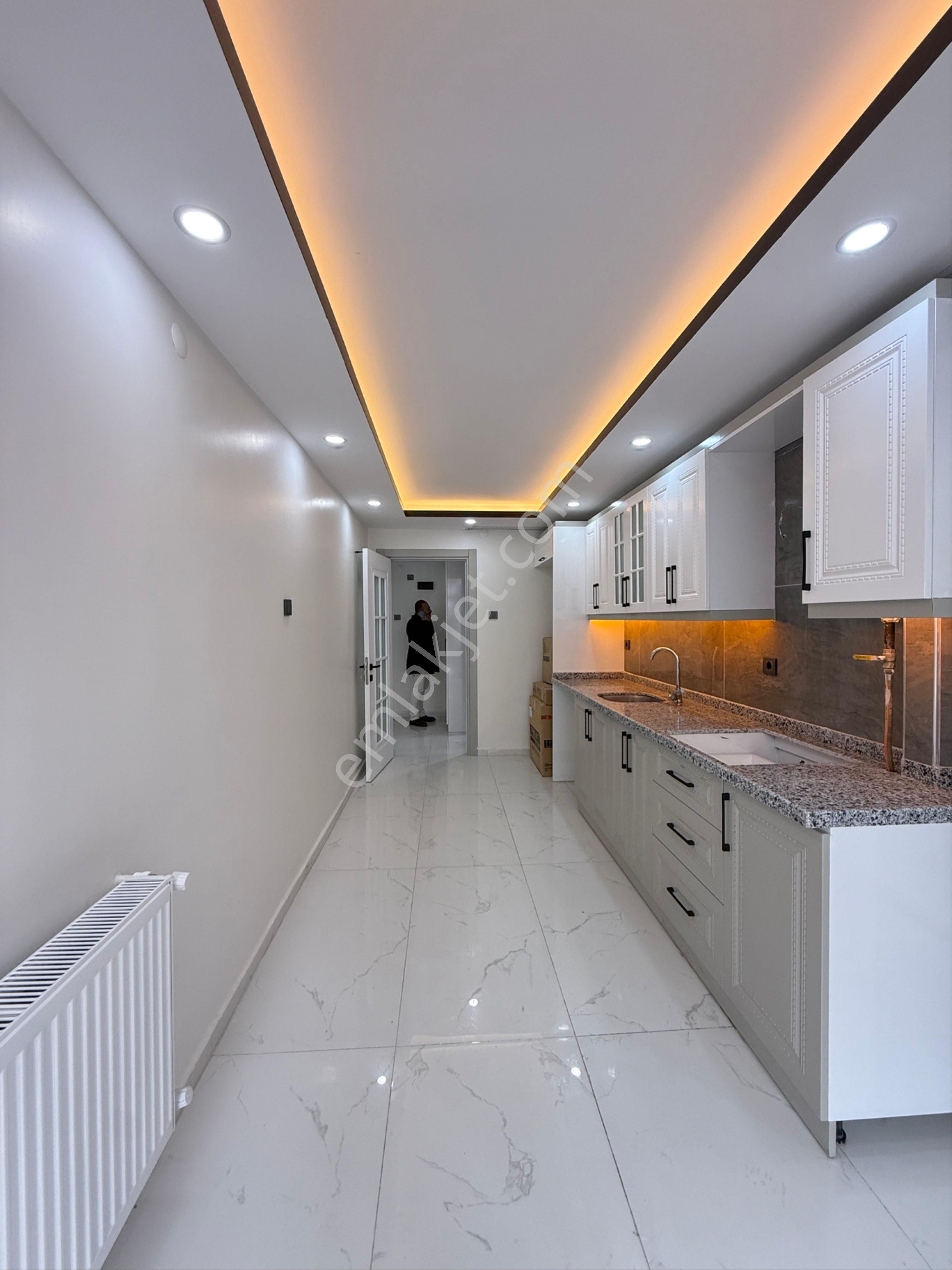 Remint’den Mavş Bulvar Yeşılyurt Mahallesinde Geniş 3+1 Kapalı Mutfak Full Yapılı Satılık Daire!!! - Görsel 2