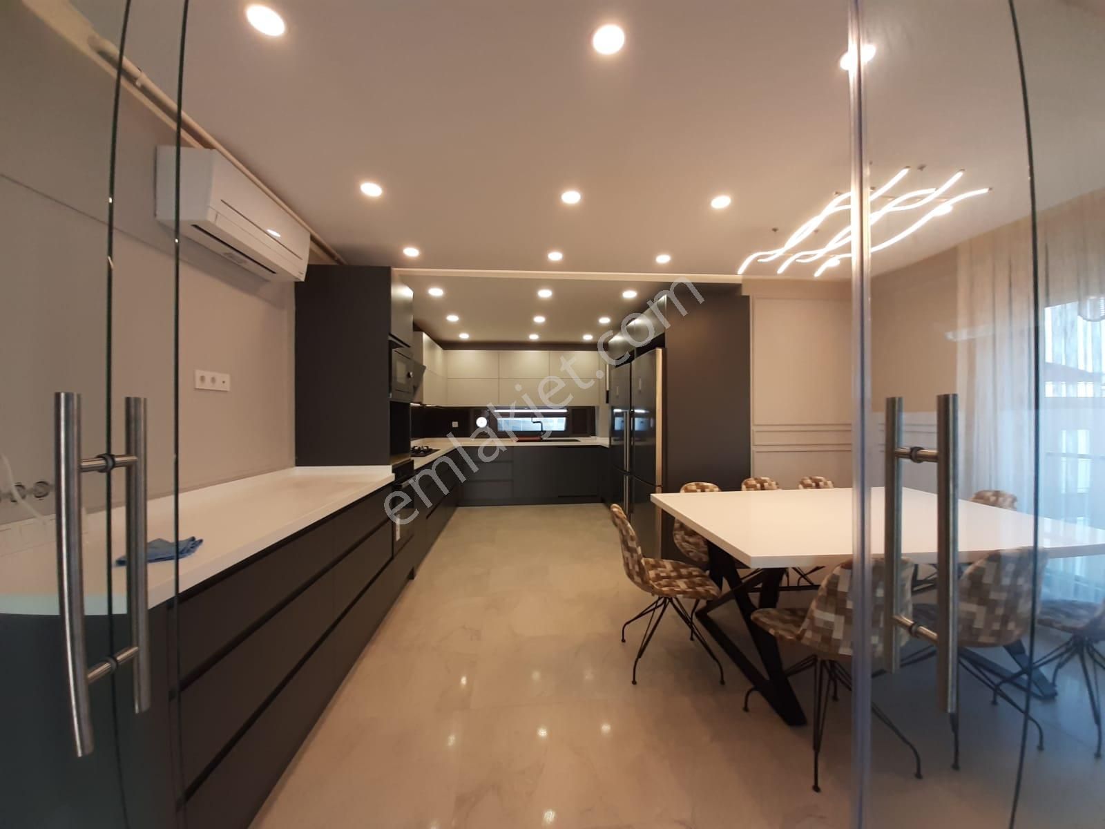 Konyaaltı 'nda Donanımlı Site İçerisinde 4+1 Ultra Lüks Dubleks - Görsel 12