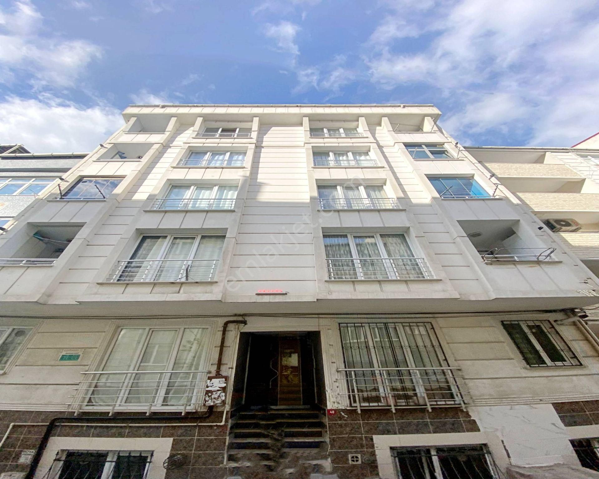 Şık Dekorlu Ferah Bahçeli Bahçe Katı Daire Fırsatı!