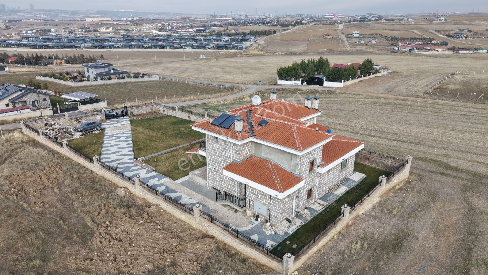 Gölbaşı - Bahçelievler Mah. Göl Manzaralı Satılık Villa - Görsel 6