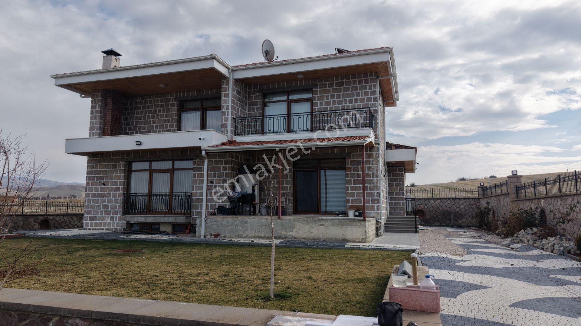 Gölbaşı - Bahçelievler Mah. Göl Manzaralı Satılık Villa - Görsel 7