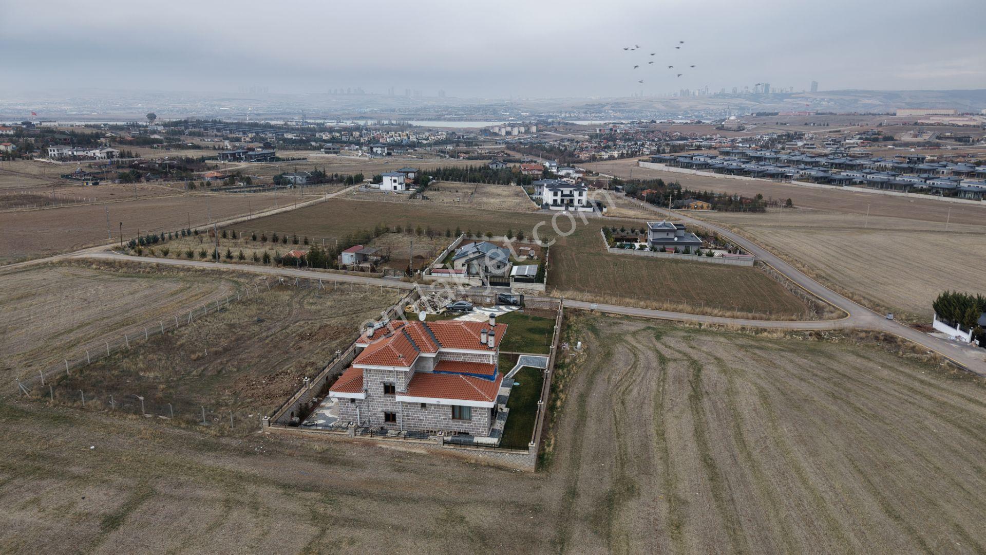 Gölbaşı - Bahçelievler Mah. Göl Manzaralı Satılık Villa - Görsel 3