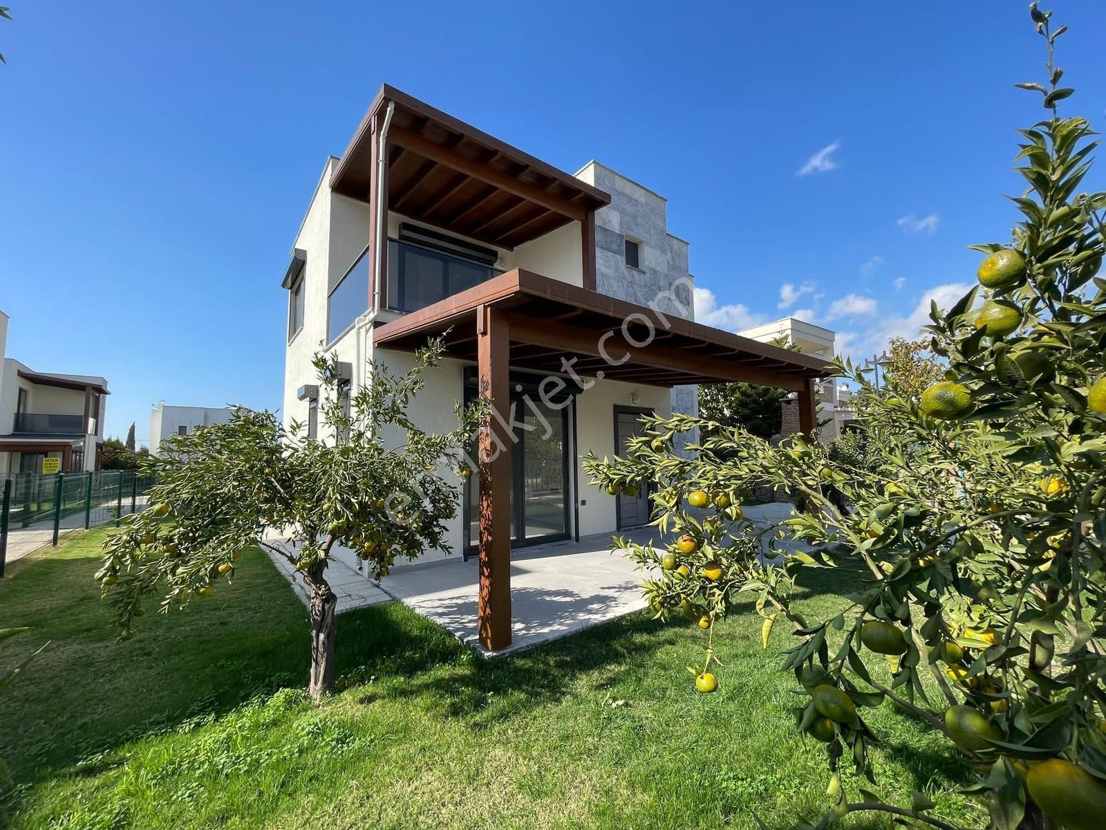 Bonema'dan Turgutreis Merkez'de Satılık 3+1 Müstakil Villa