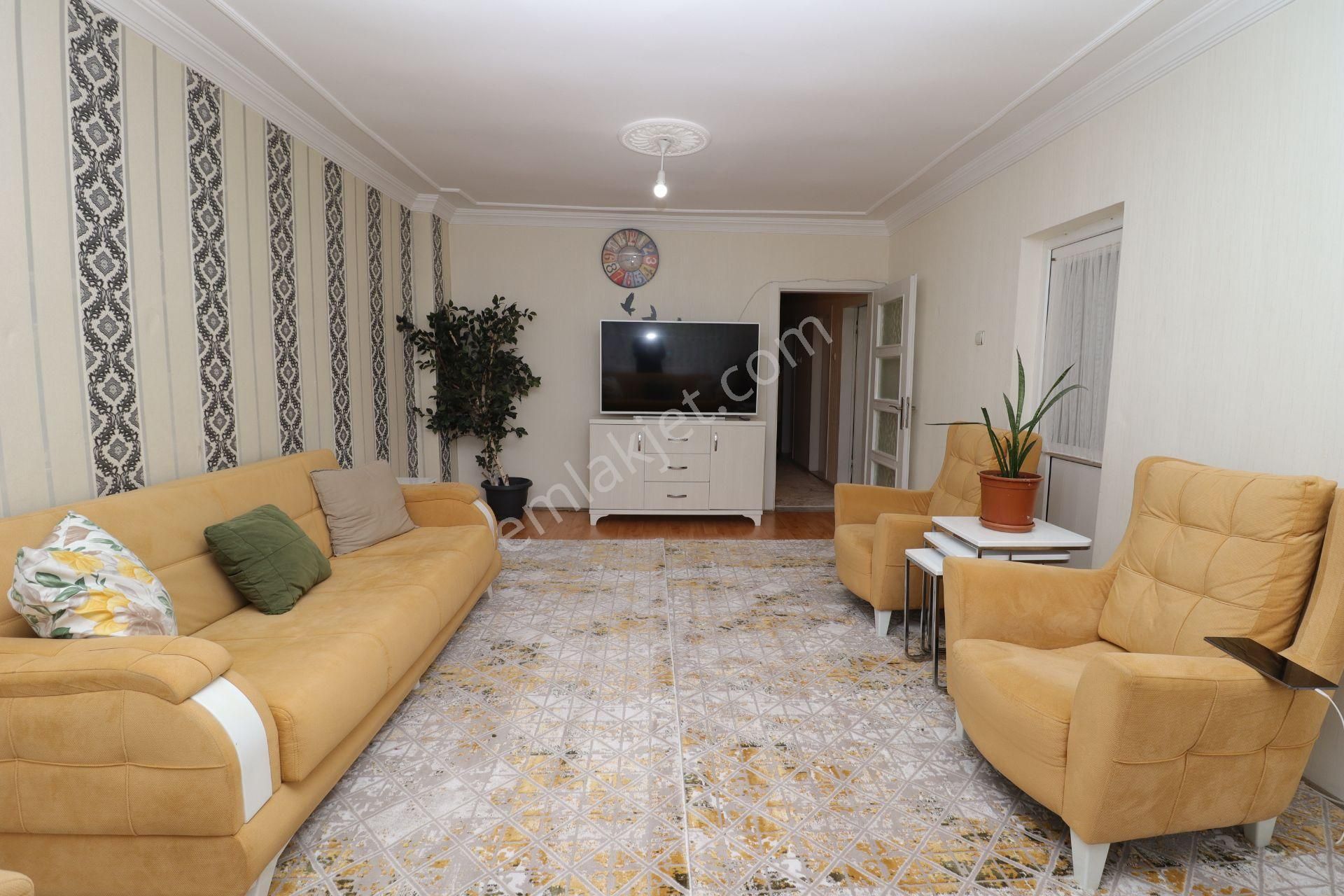 Akif'ten Ana Cadde Üzeri Site İçi Oğuzlar Mah 3+1 Satılık Daire - Görsel 4