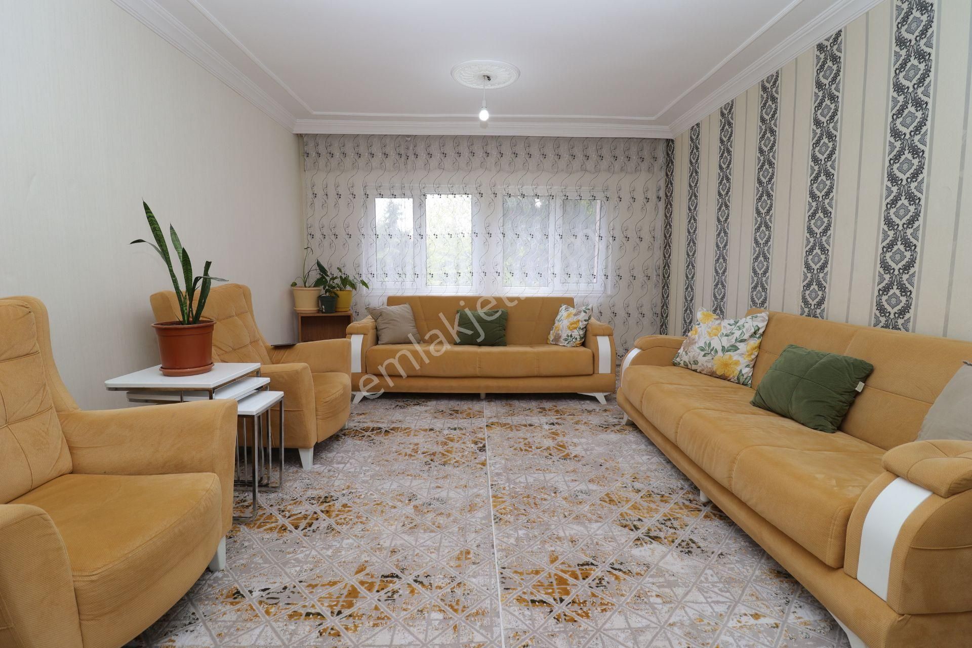 Akif'ten Ana Cadde Üzeri Site İçi Oğuzlar Mah 3+1 Satılık Daire - Görsel 2