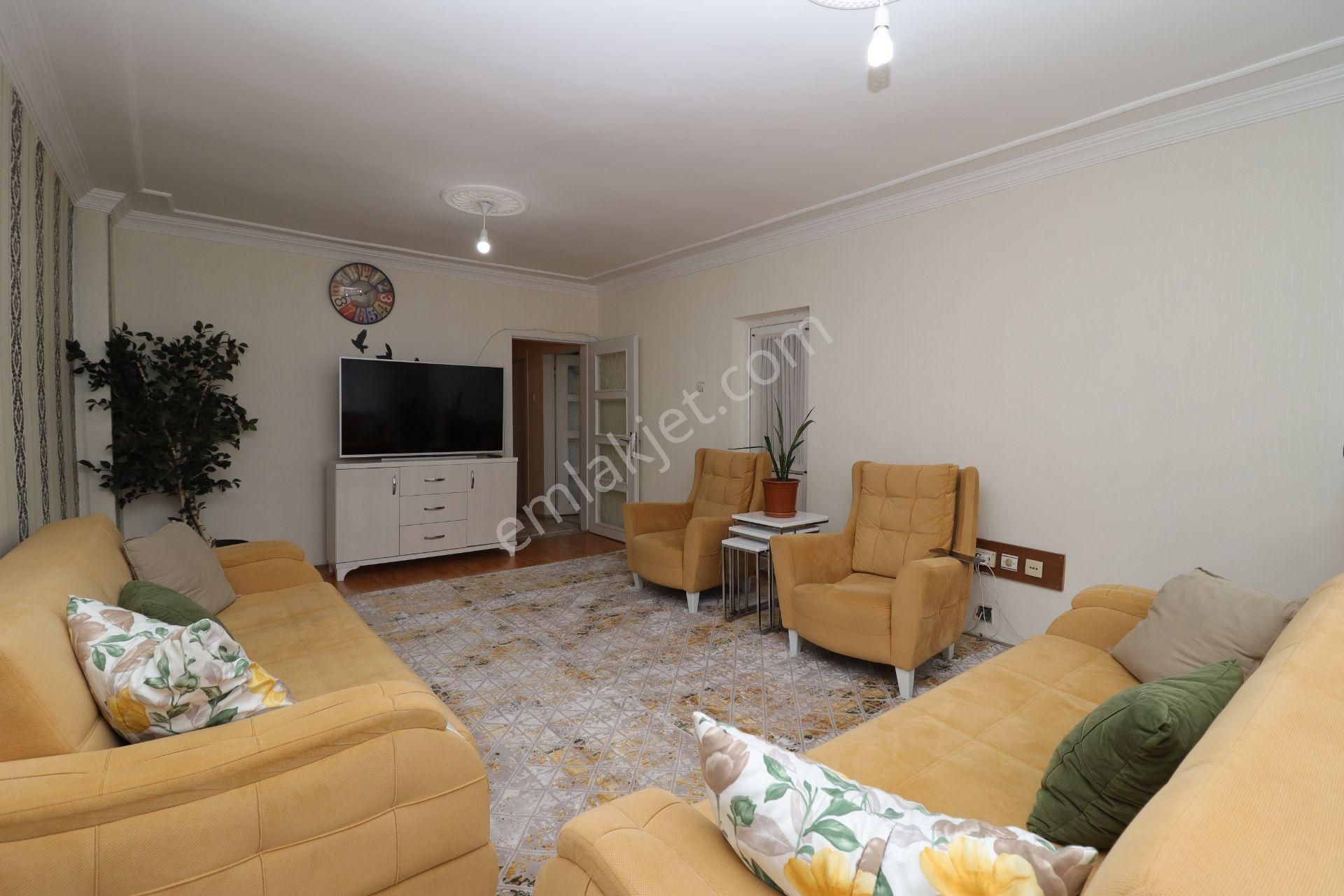 Akif'ten Ana Cadde Üzeri Site İçi Oğuzlar Mah 3+1 Satılık Daire - Görsel 5