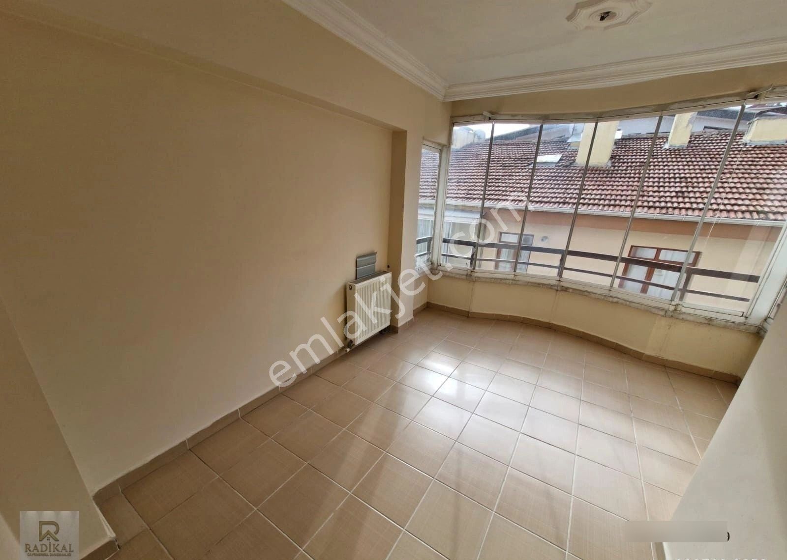 Birlik Mahallesi 471. Sokakta Ara Katta M2 Si Yüksek Kiralık 4+1 Daire ............ - Görsel 6