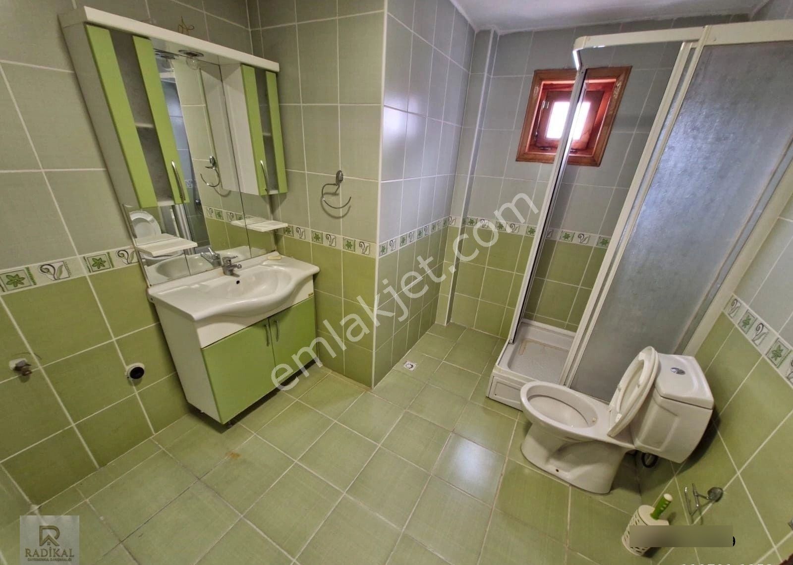 Birlik Mahallesi 471. Sokakta Ara Katta M2 Si Yüksek Kiralık 4+1 Daire ............ - Görsel 32