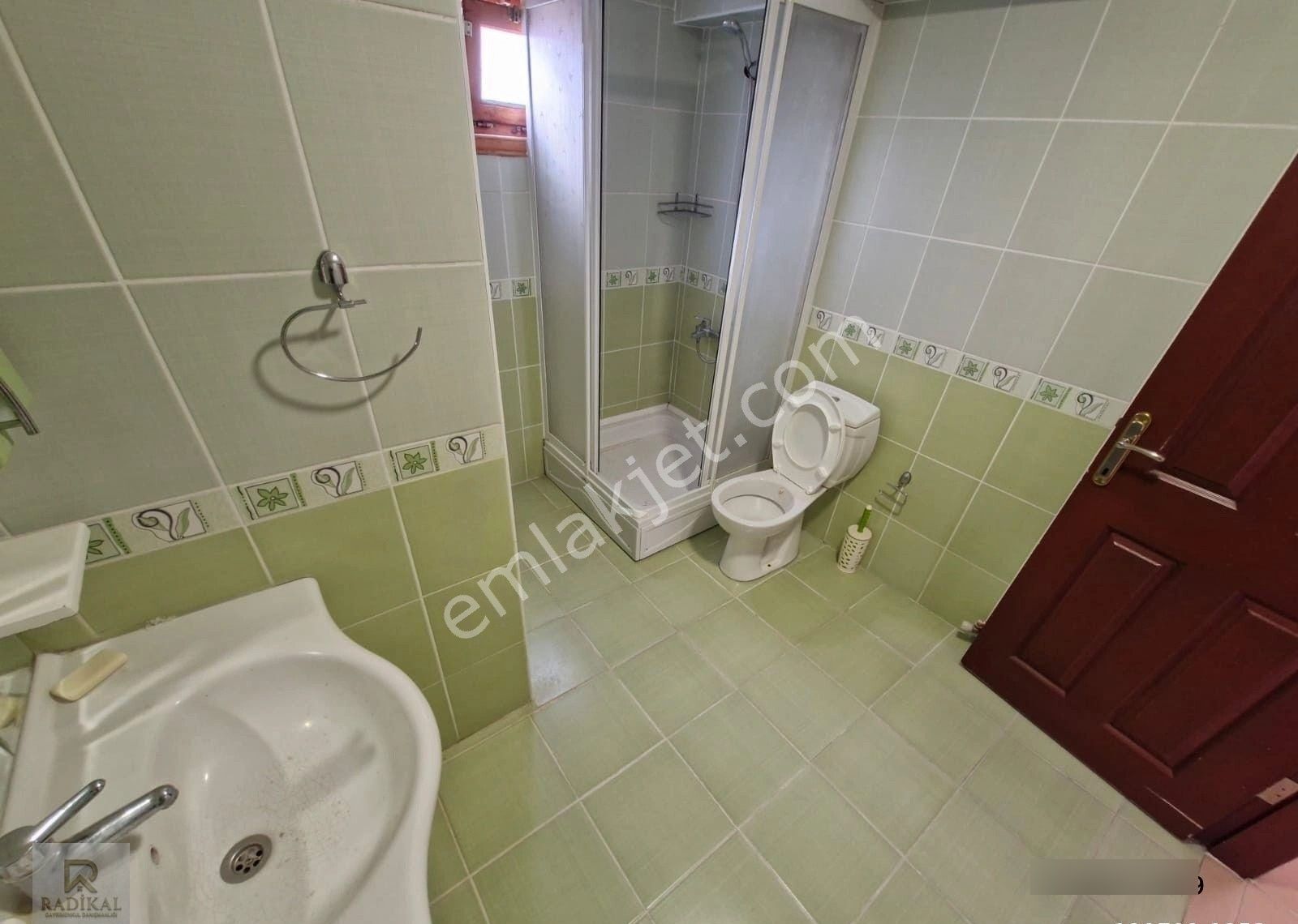 Birlik Mahallesi 471. Sokakta Ara Katta M2 Si Yüksek Kiralık 4+1 Daire ............ - Görsel 20