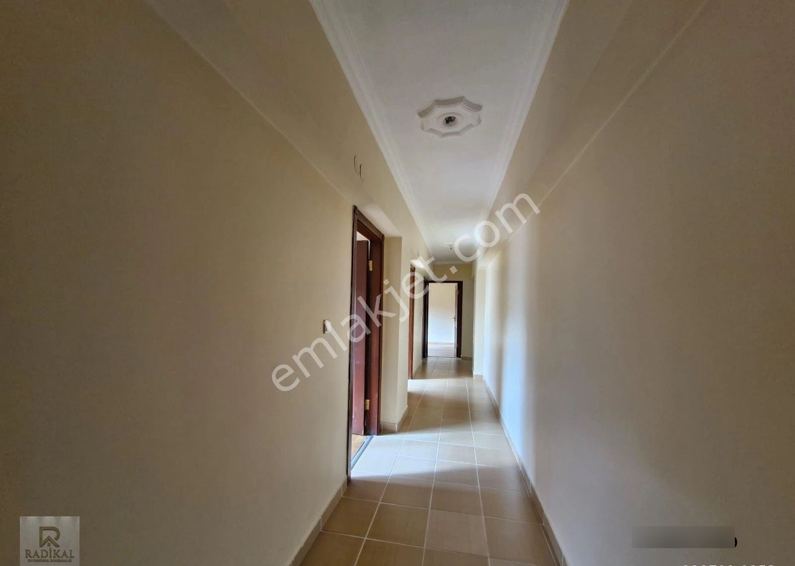 Birlik Mahallesi 471. Sokakta Ara Katta M2 Si Yüksek Kiralık 4+1 Daire ............ - Görsel 5