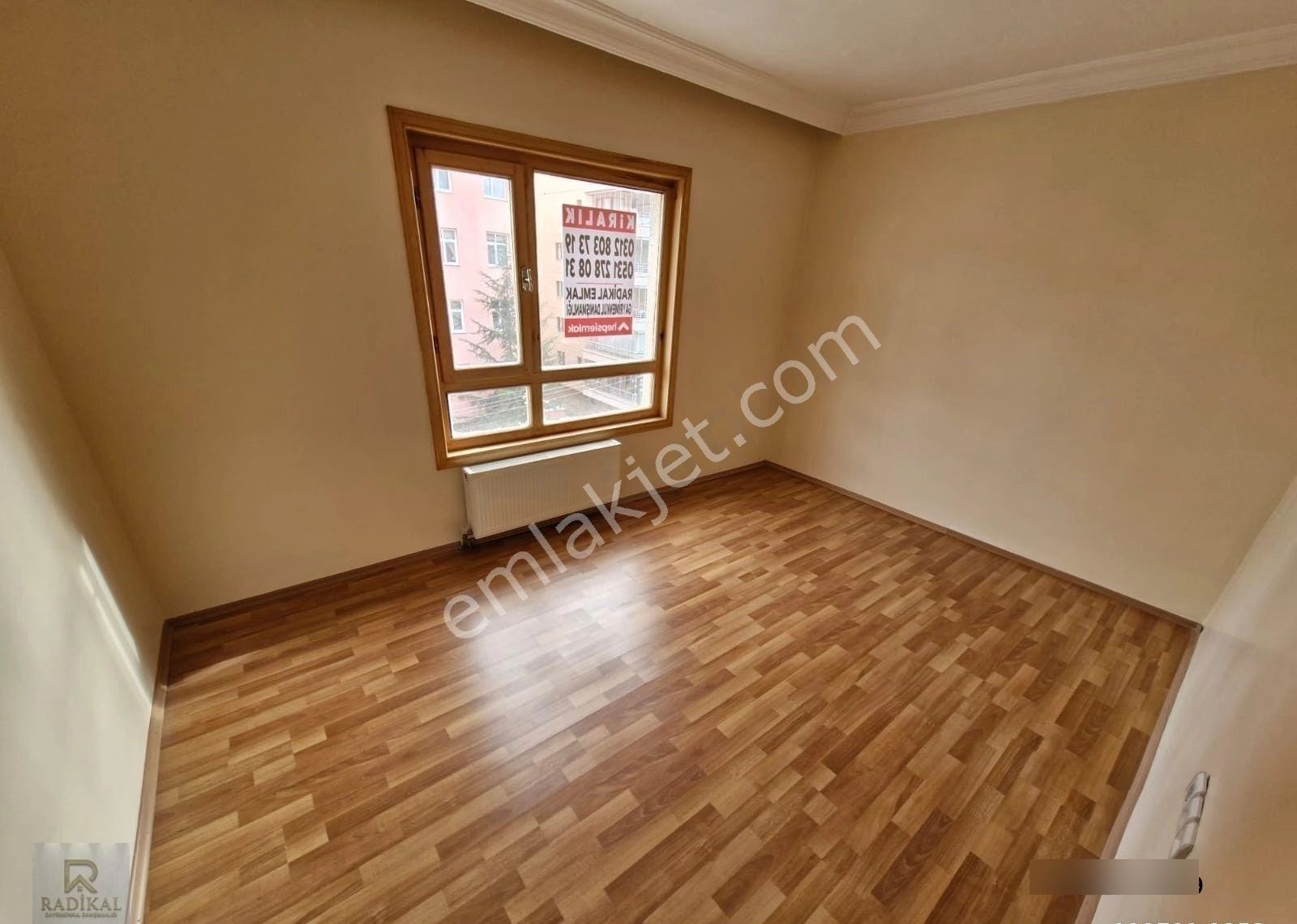 Birlik Mahallesi 471. Sokakta Ara Katta M2 Si Yüksek Kiralık 4+1 Daire ............ - Görsel 13