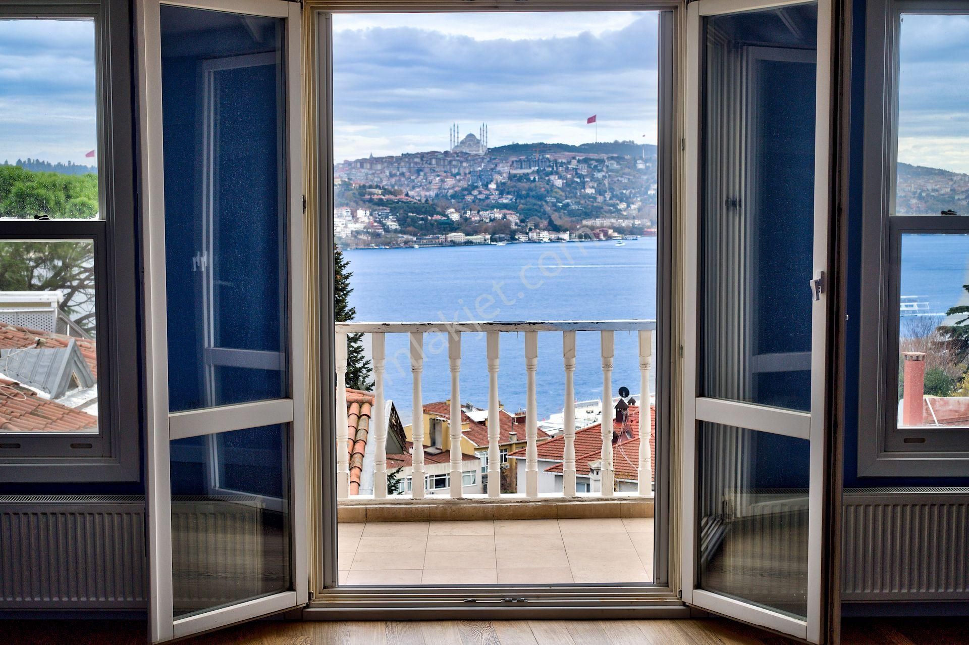 Arnavutköy’de Boğaz Ve Doğa Manzaralı, Ferah Tripleks Satılık Daire - Görsel 2
