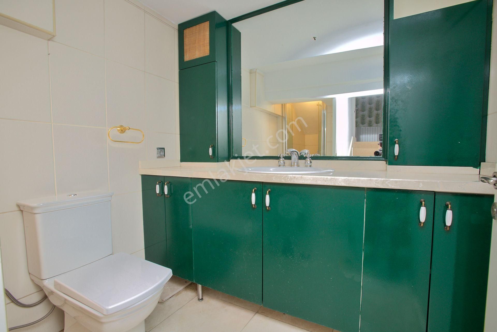 Arnavutköy’de Boğaz Ve Doğa Manzaralı, Ferah Tripleks Satılık Daire - Görsel 27