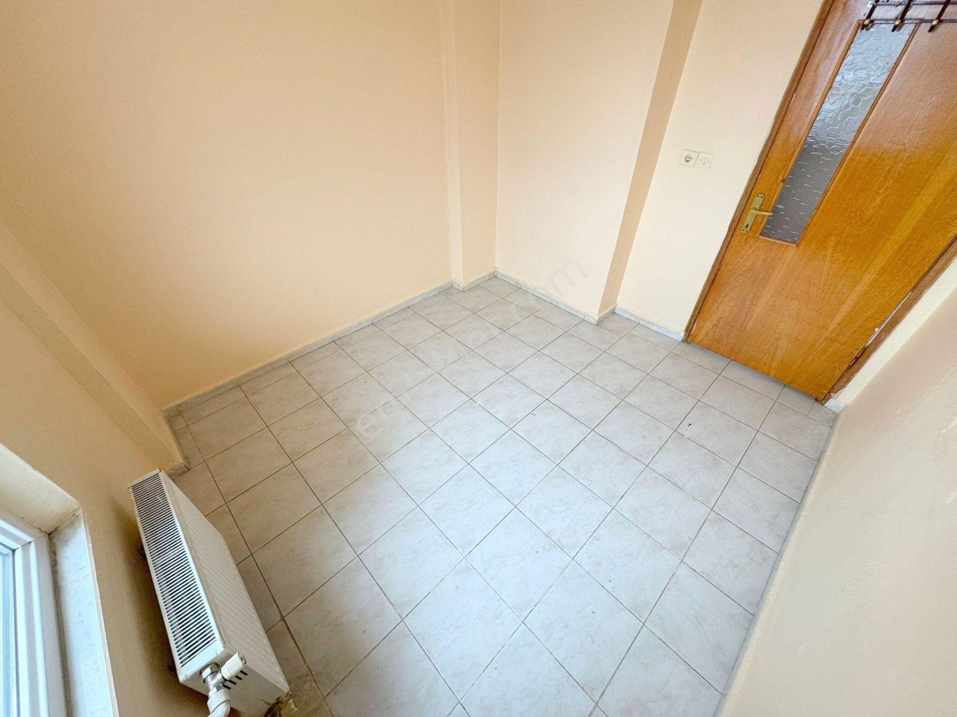 ▇hamidiye'de Çift Balkonlu Ön Cephe Asansörlü Geniş 3+1 Daire - Görsel 29