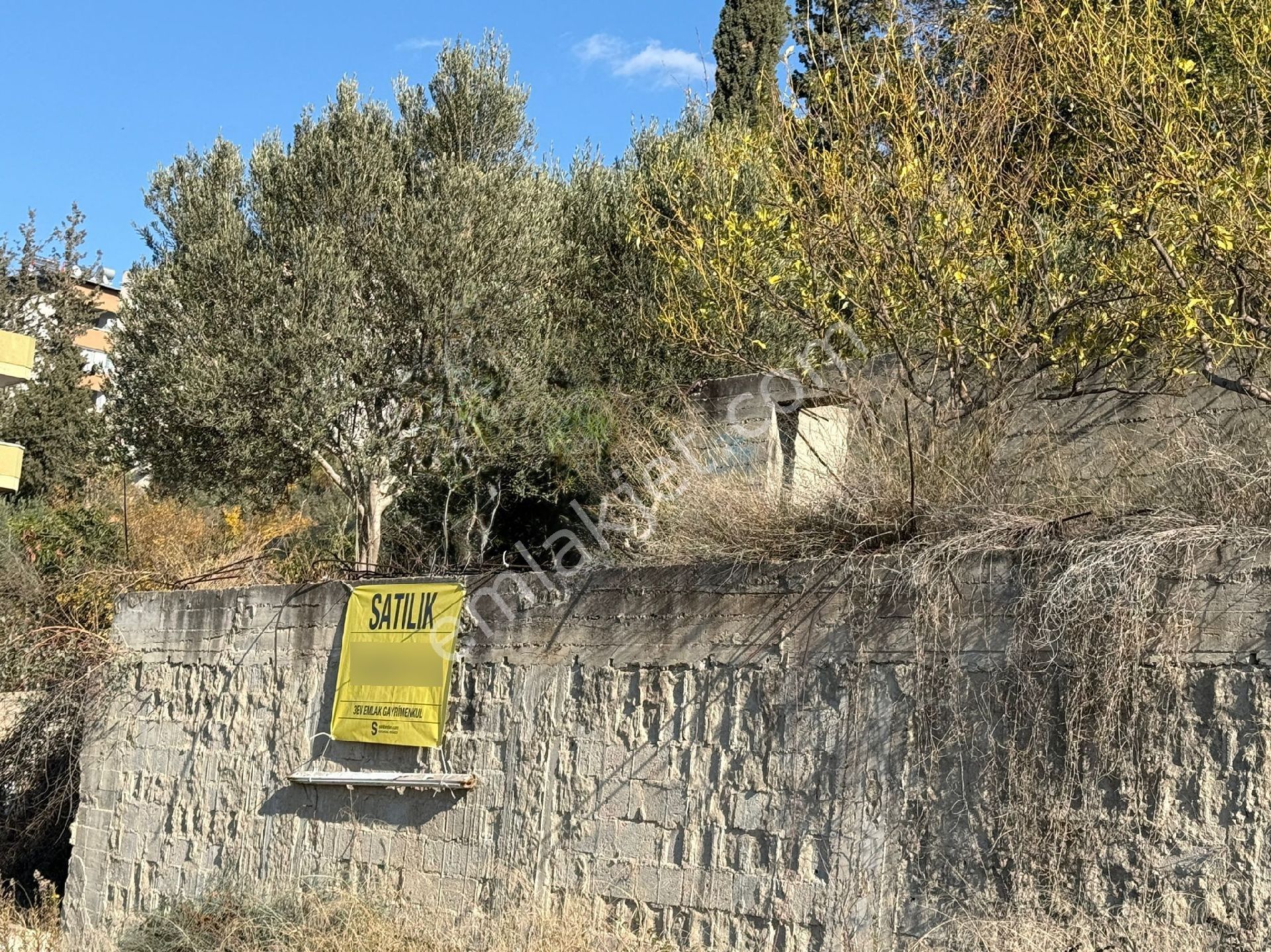 100.yilda Satilik Hazir Temelli Arsa