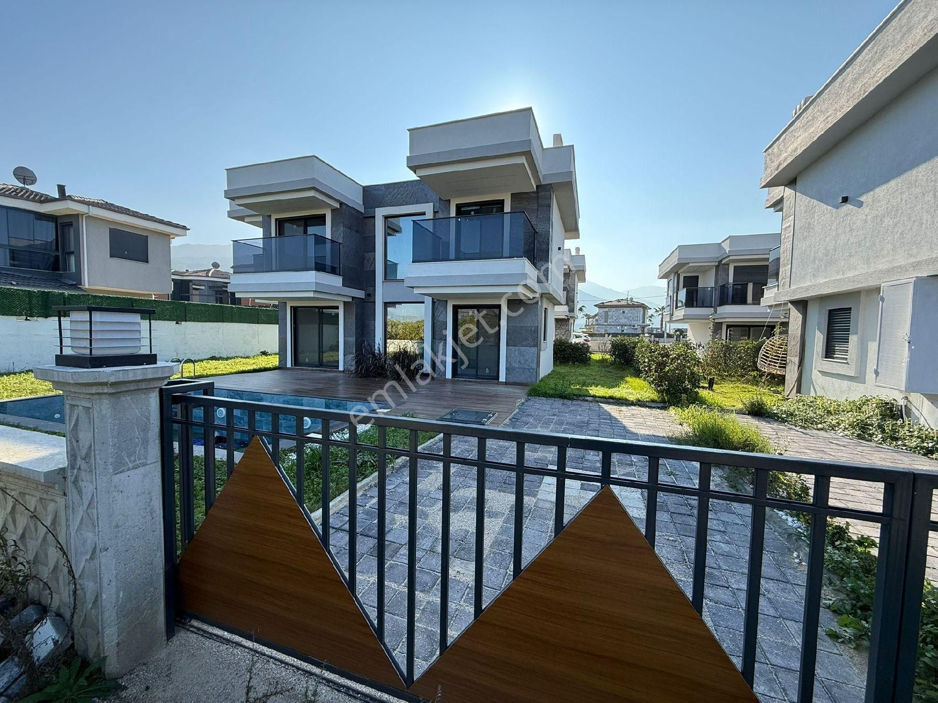 Kusadası Güzemcamlık Me