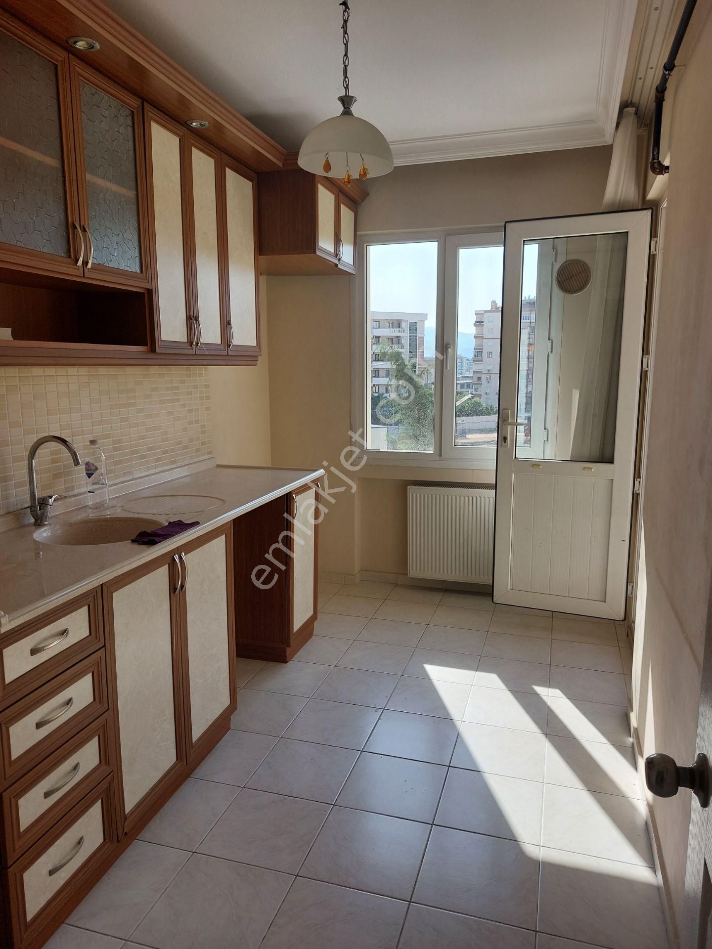 Buca Yıldız Mahallesi Klimalı Doğalgazlı Asansörlü Site İçi 3+1 - Görsel 6