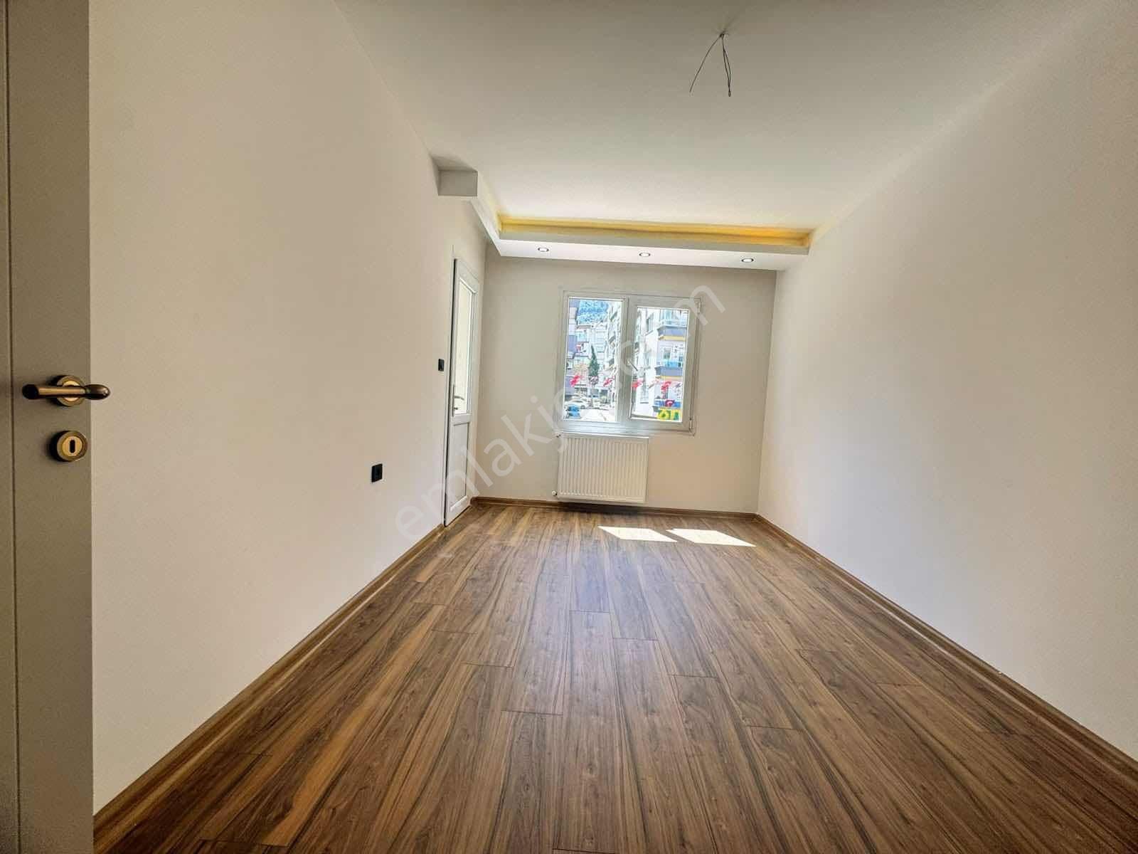 Sakarya Cd Üzeri 3+1 Arakat Full Yapılı Daire - Görsel 7