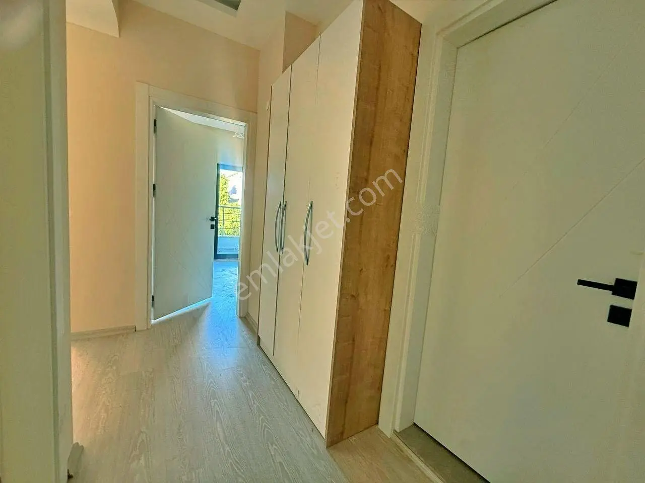 Uytundan Zeytinlide Kapalı Otoparklı Yerden Isıtmalı 2+1 Daire - Görsel 4