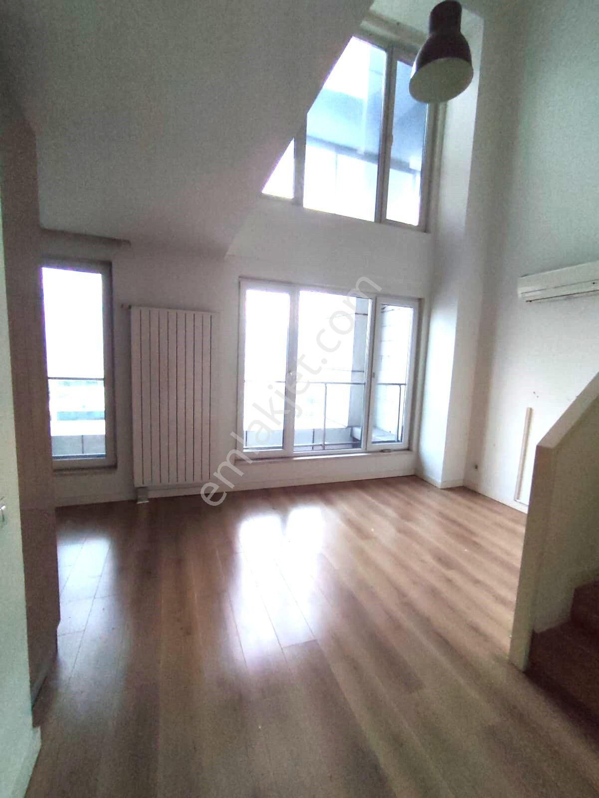 Suna Tabakçı'dan Nef 2 Haliç Kiralık 1+1 Loft Daire - Görsel 8