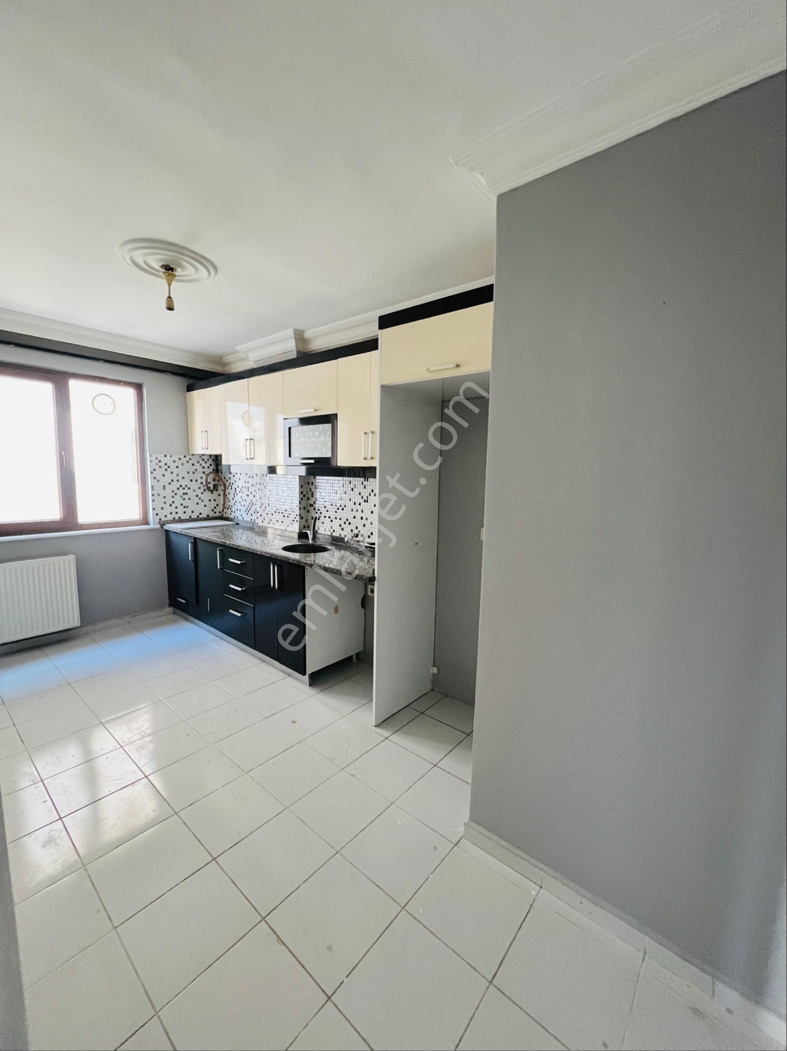 İstanbul Sancaktepe Sarıgazi Metrosuna 100 Metre Kiralık 2+1 Daire - Görsel 7