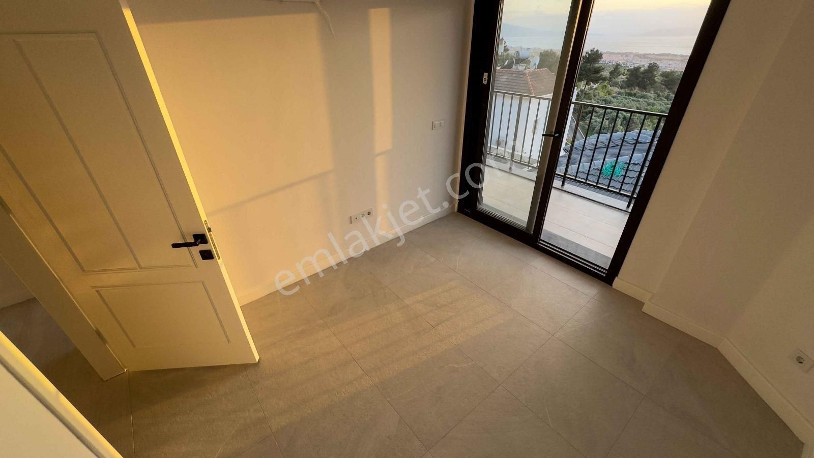 Kuşadası Soğucak’tasıfır Yapım 3+2 Tripleks Villa - Görsel 14