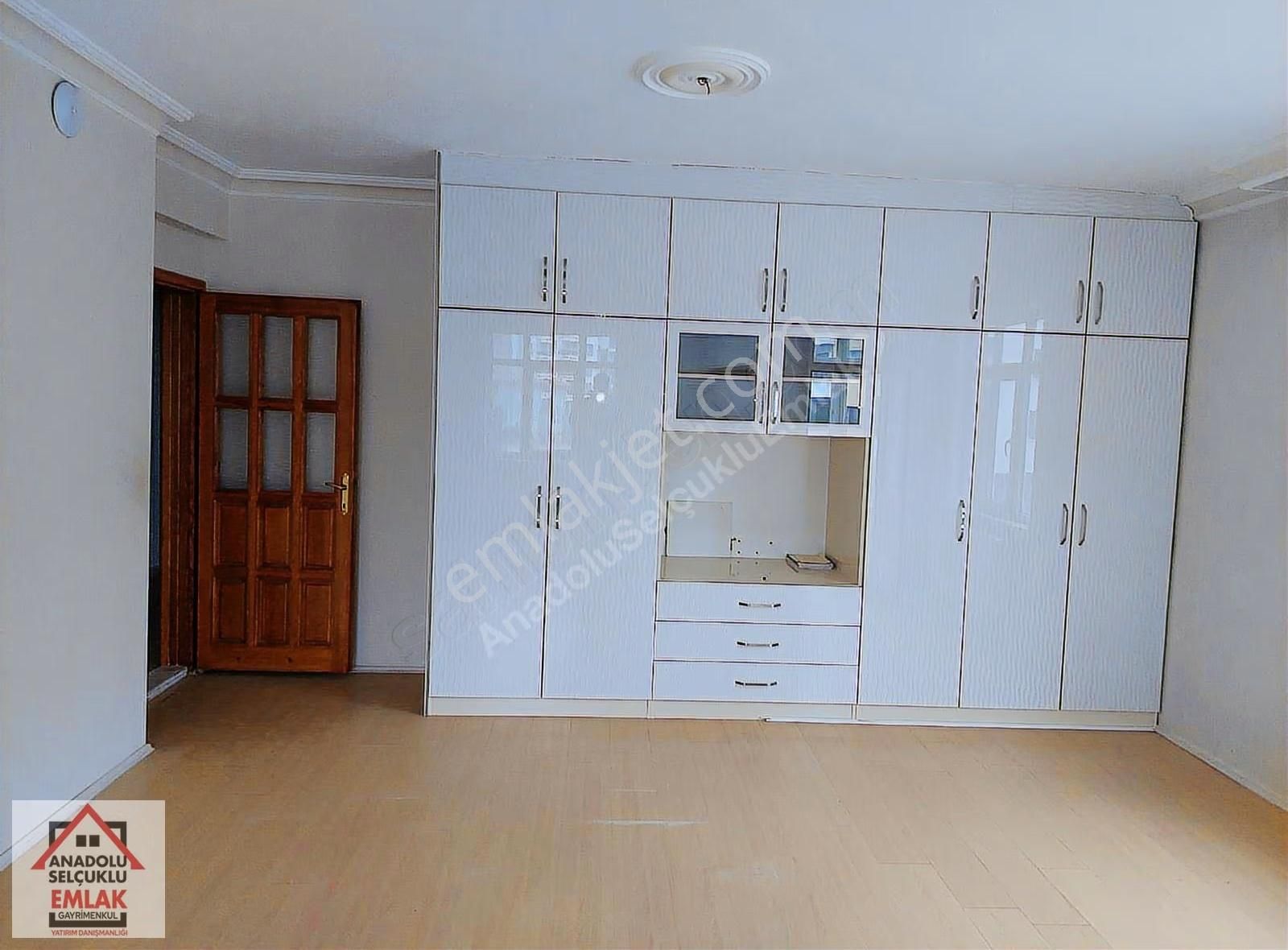 Anadolu Selçuklu Emlaktan Hamzaoğlu 3+1 Geniş Ara Kat Daire - Görsel 3