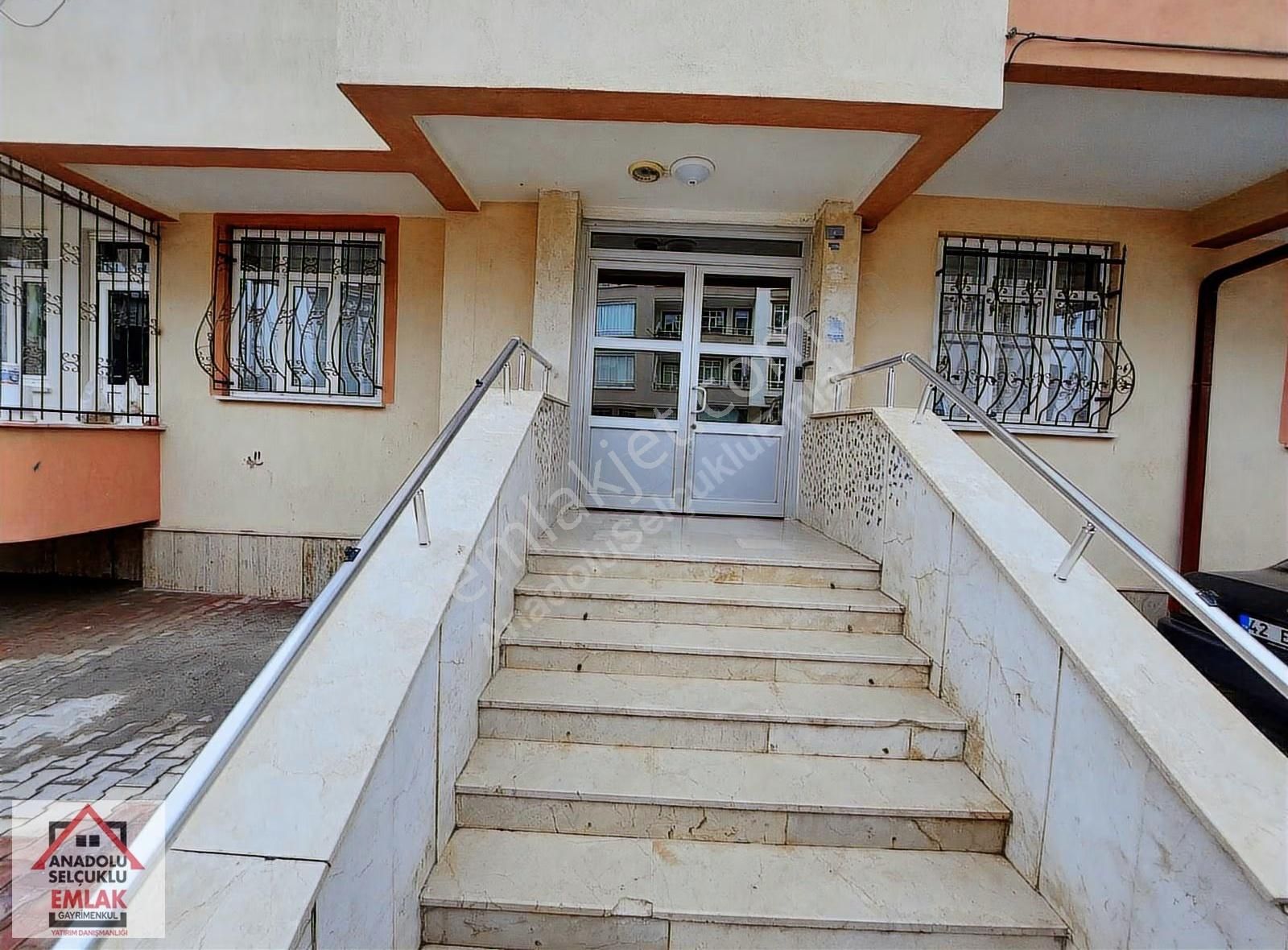 Anadolu Selçuklu Emlaktan Hamzaoğlu 3+1 Geniş Ara Kat Daire - Görsel 22