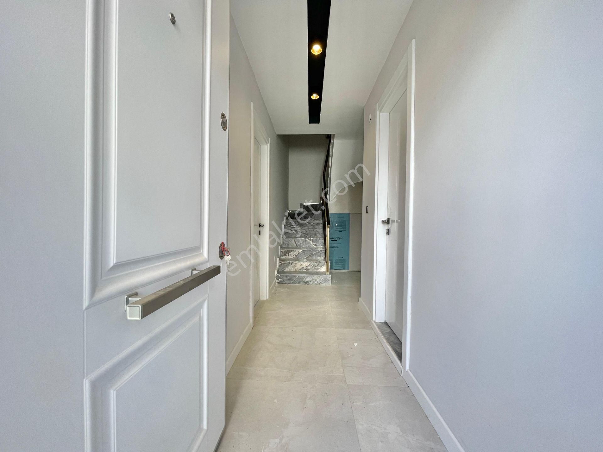 Berkay Demirel'den Gürede Denize 300 Metre Sıfır 4+1 Villa - Görsel 5