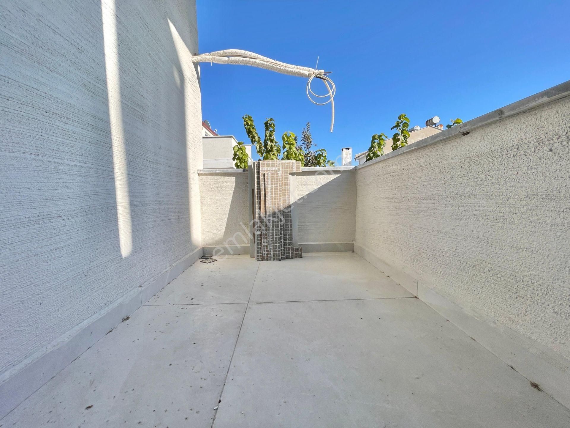 Berkay Demirel'den Gürede Denize 300 Metre Sıfır 4+1 Villa - Görsel 12