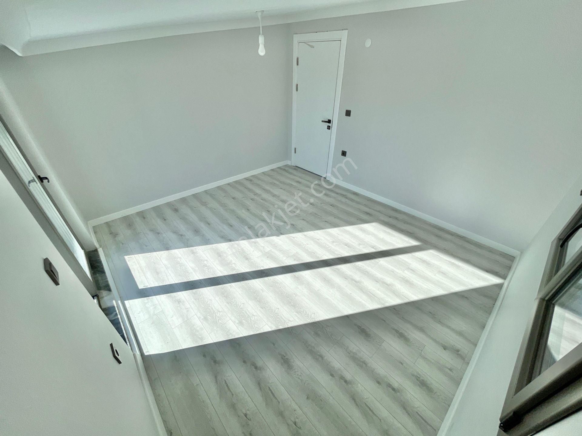 Berkay Demirel'den Gürede Denize 300 Metre Sıfır 4+1 Villa - Görsel 27