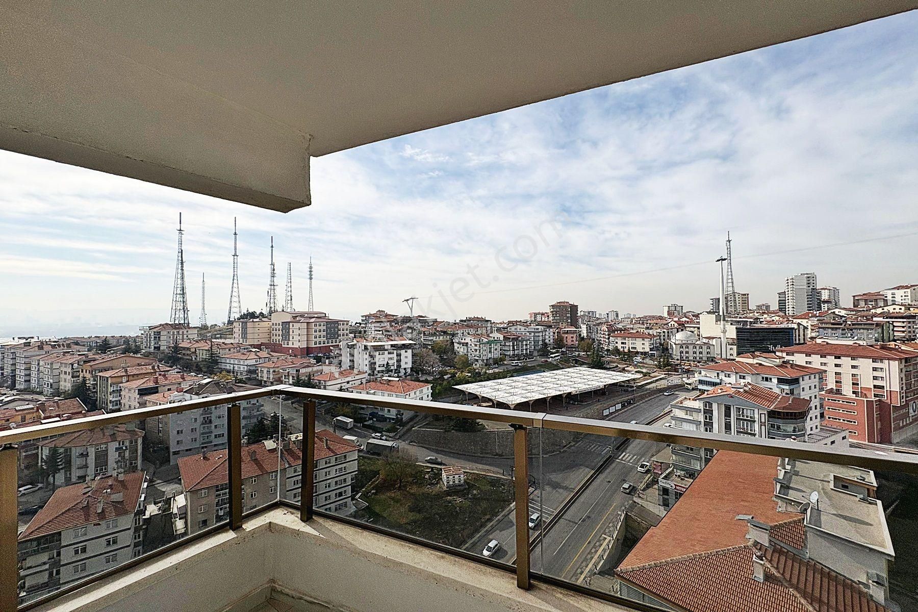 Pamuklar'da Site İçerisinde 24. Kat 4+1 Ankara Manzaralı 200m2 Kiralık Daire - Görsel 33