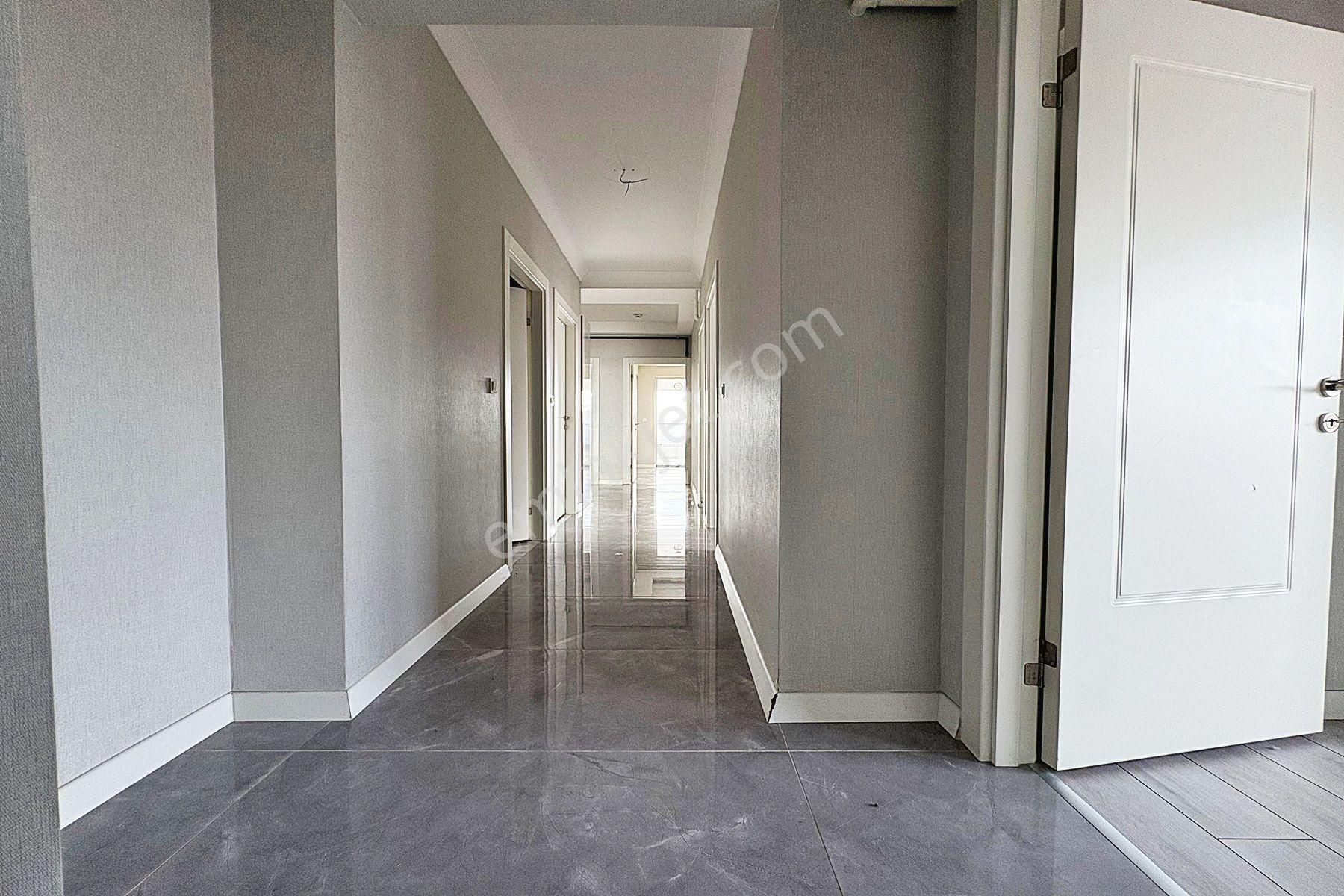 Pamuklar'da Site İçerisinde 24. Kat 4+1 Ankara Manzaralı 200m2 Kiralık Daire - Görsel 28
