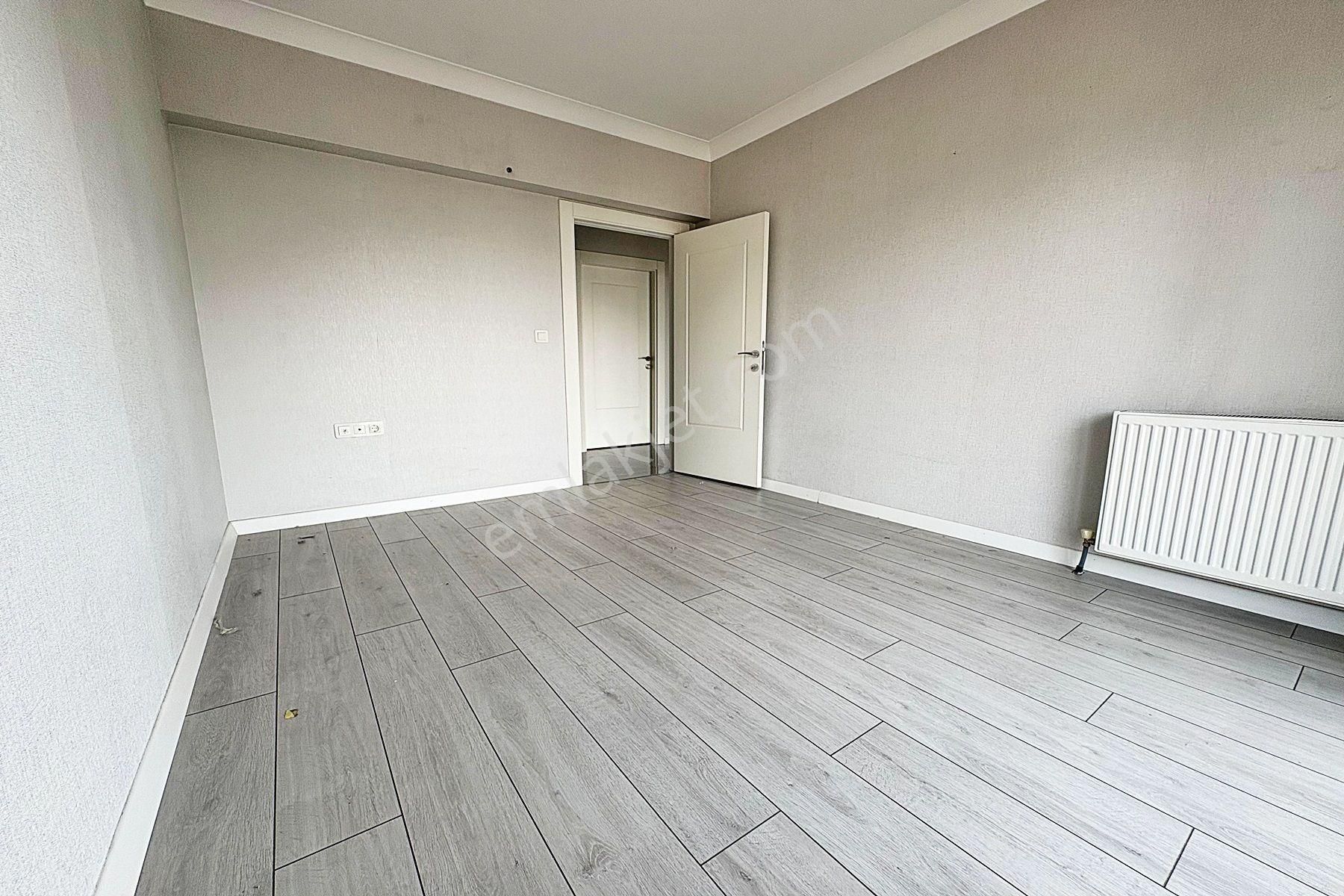 Pamuklar'da Site İçerisinde 24. Kat 4+1 Ankara Manzaralı 200m2 Kiralık Daire - Görsel 18