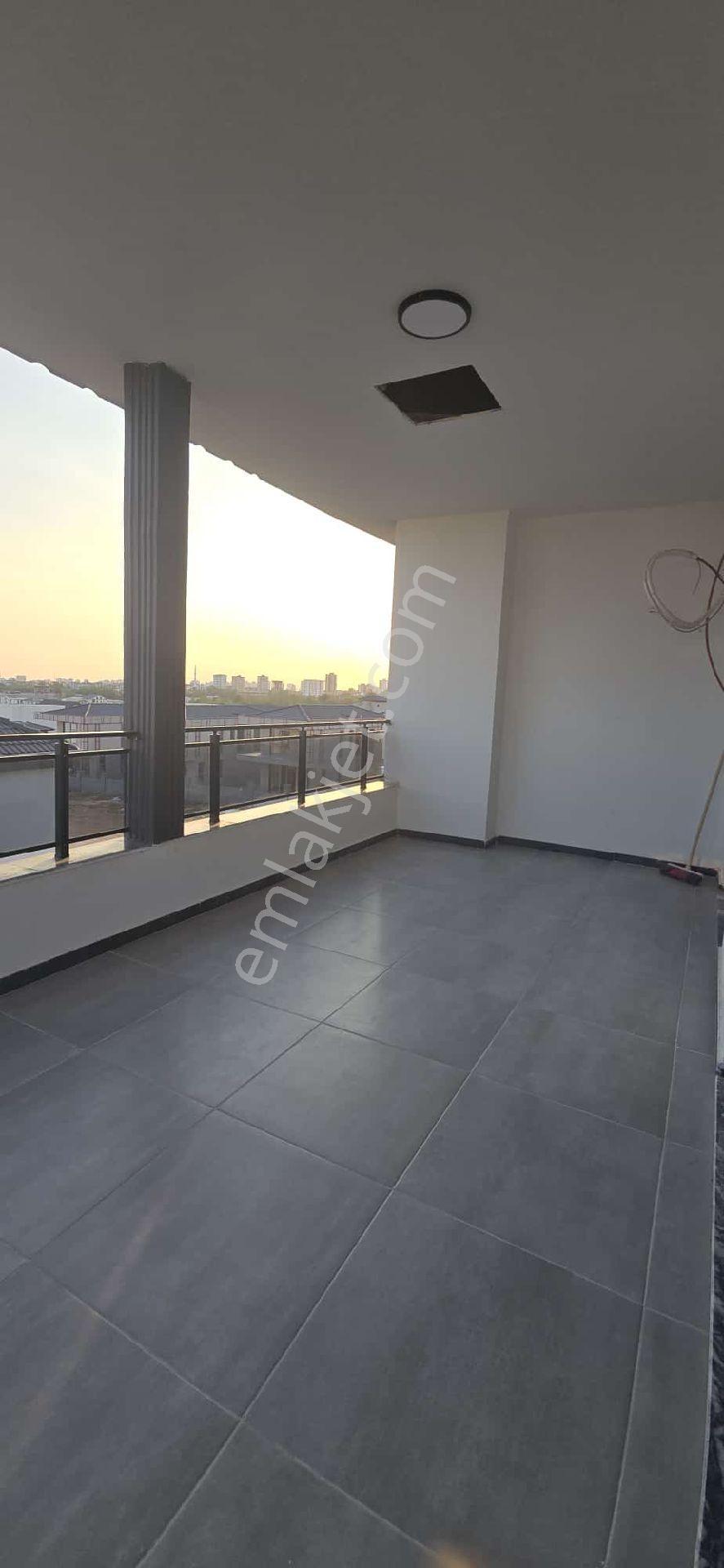 Adana Saricam Akkuyada İkiz Villa
