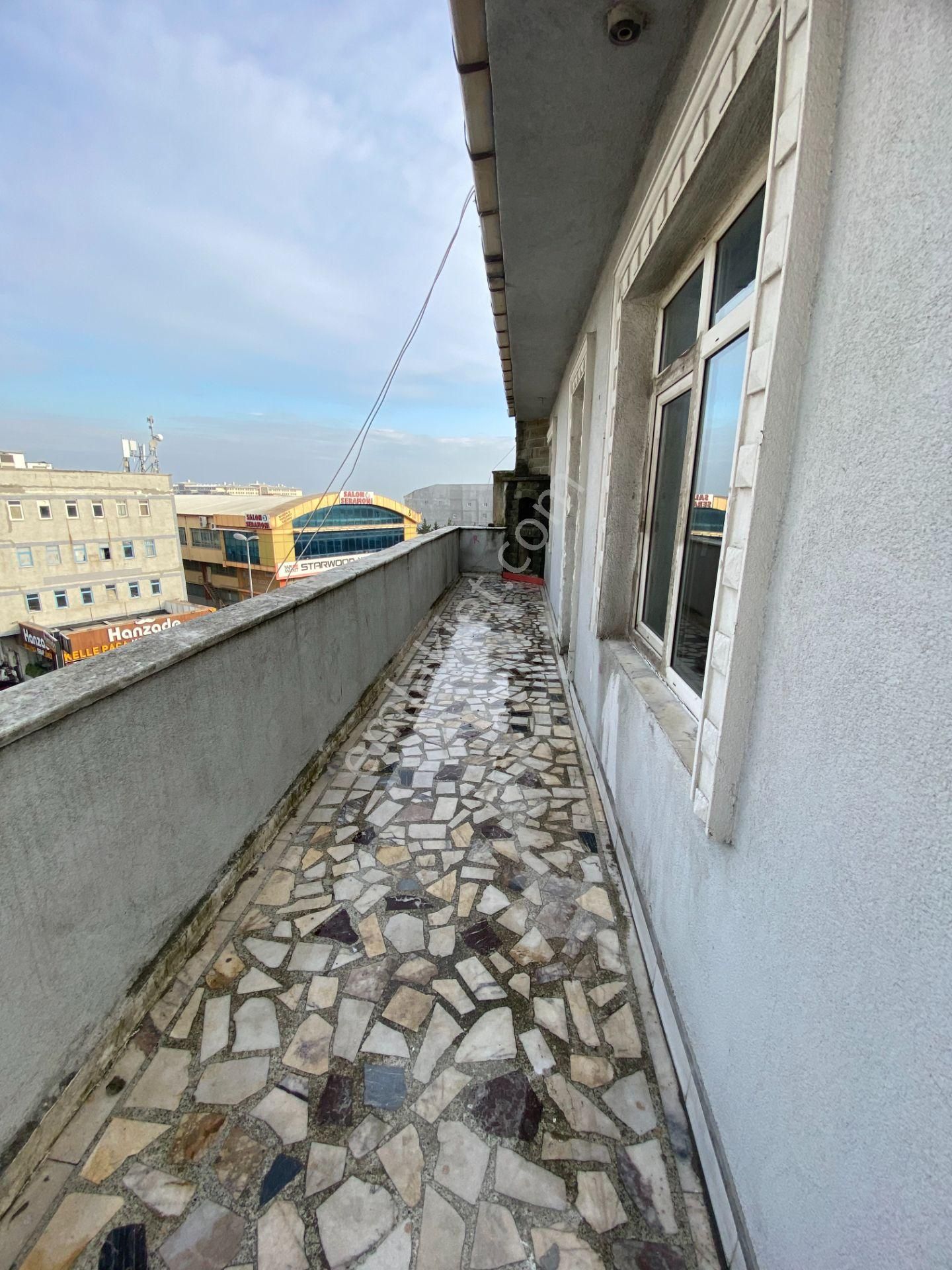 Lidya Emlak'tan 3+1 140m2 3 Cepheli Cadde Önü Satılık Daire - Görsel 5