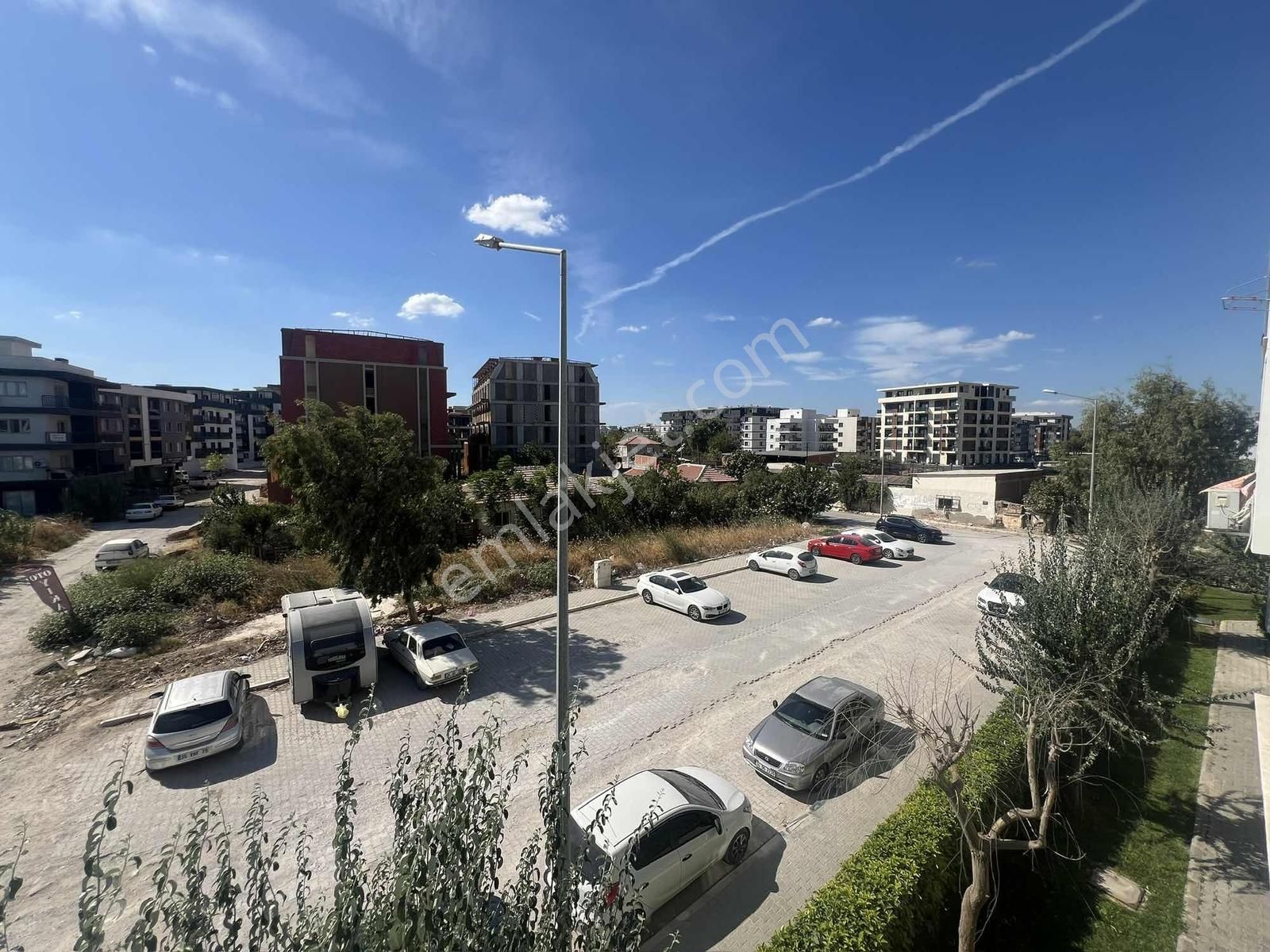 Seyrekte Üniversiteye Yakın, Havuzlu Site Eşyalı 1+1 Daire - Görsel 8