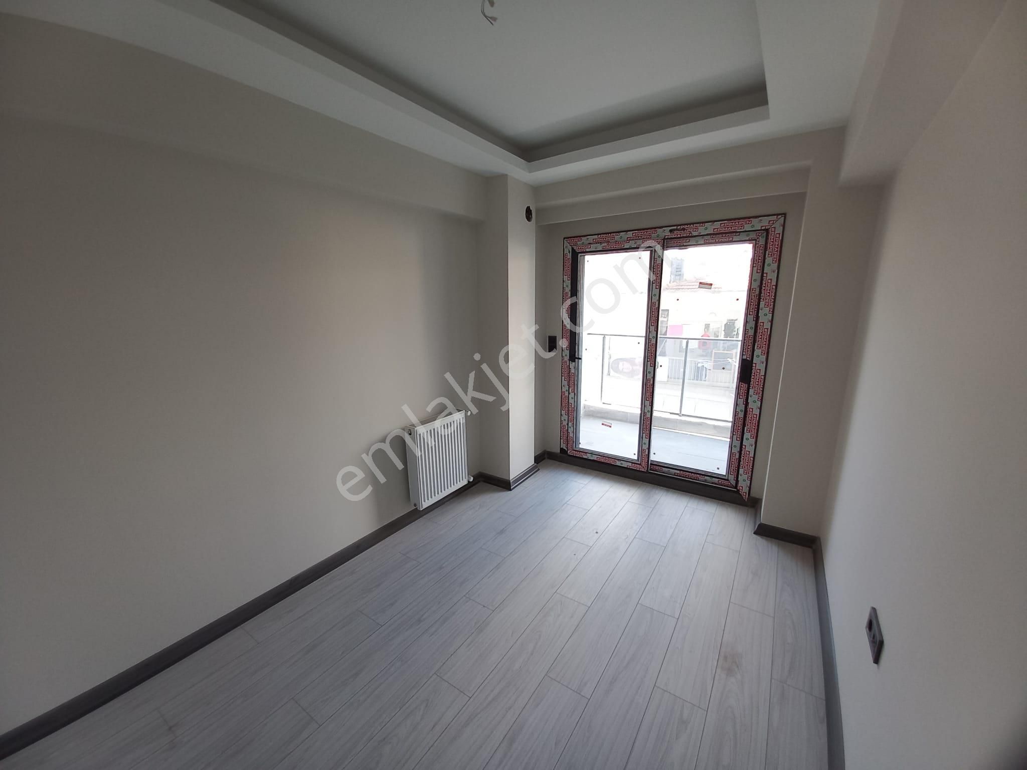 Karşıyaka Girne Bulvarı Üzeri Satılık 1+1 Yeni Yapım Daire - Görsel 6