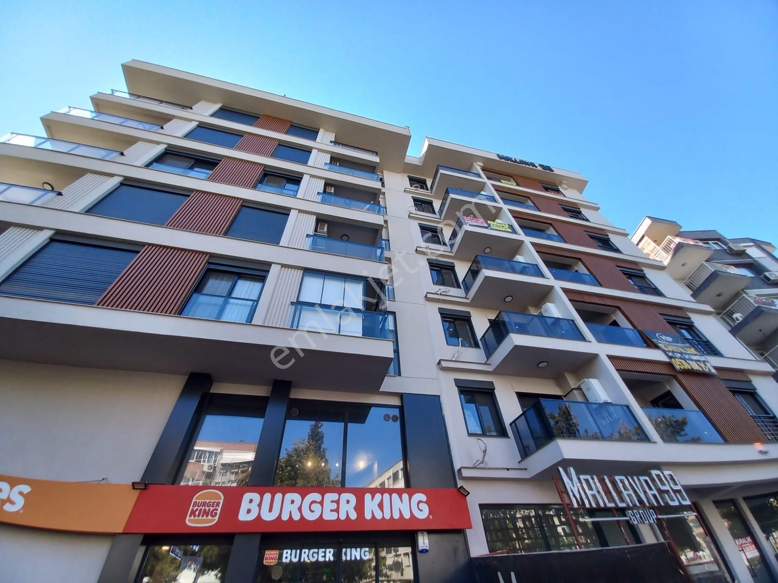 Karşıyaka Girne Bulvarı Üzeri Satılık 1+1 Yeni Yapım Daire - Görsel 2