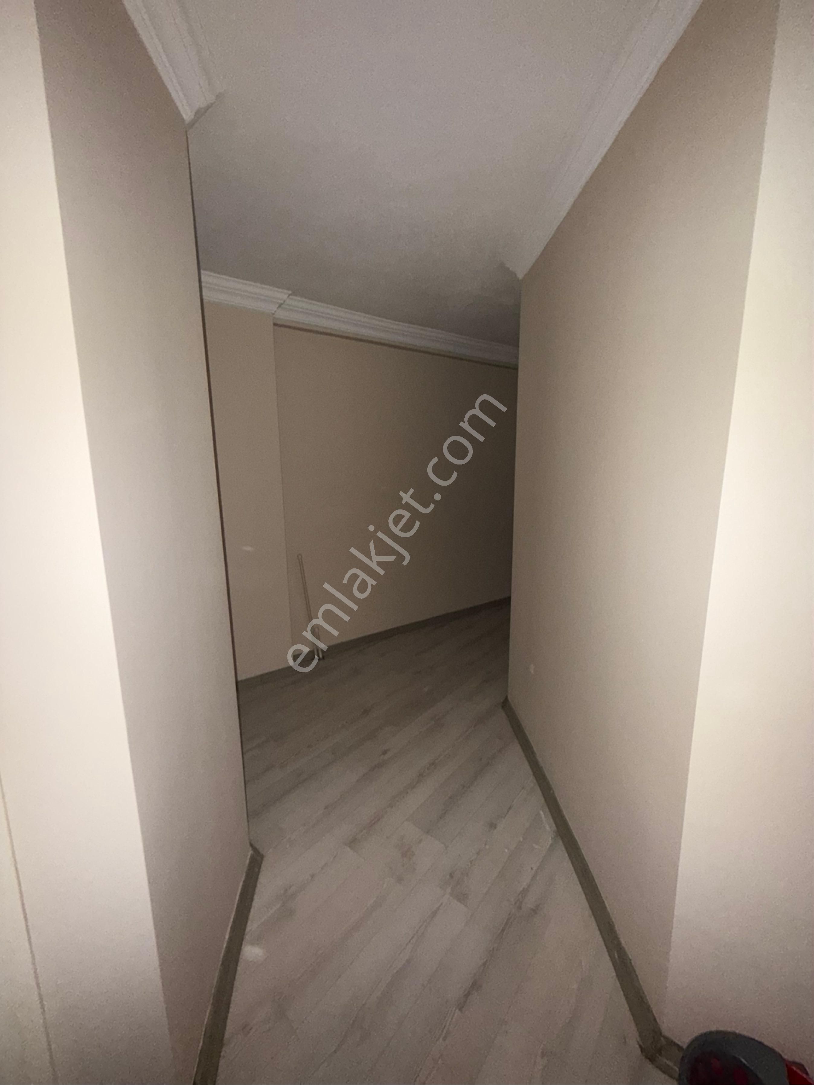 Sahibinden Eşyalı Asansörlü Ara Kat - Görsel 11