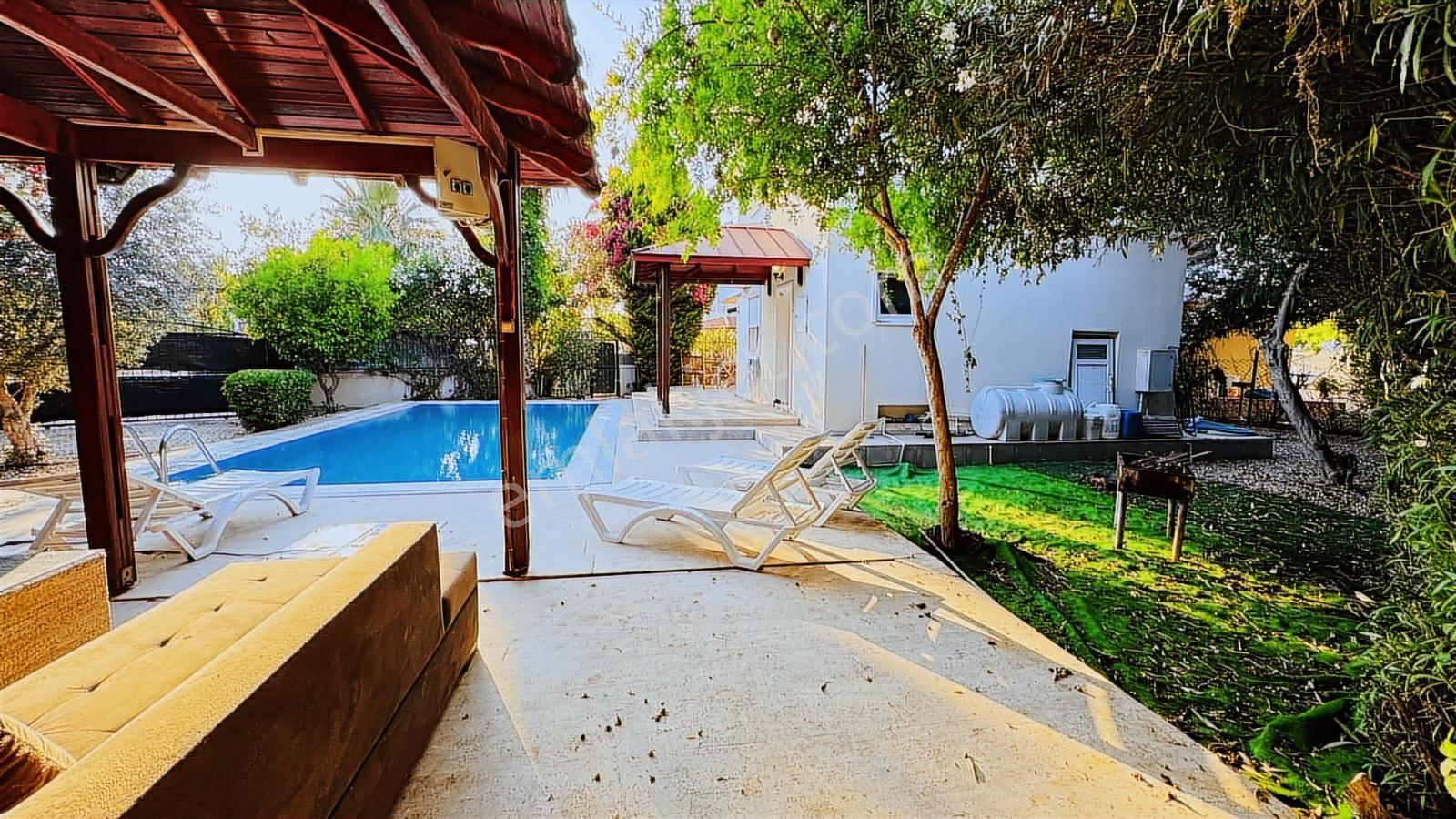 Kiralık 3+1 Özel Havuzlu Villa - Görsel 21