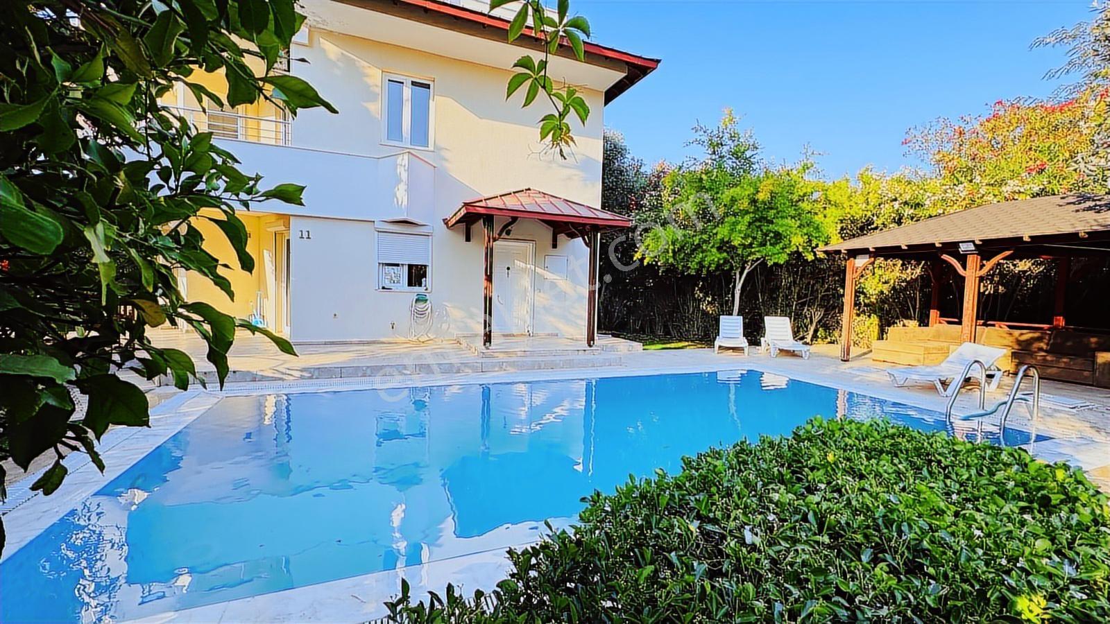 Kiralık 3+1 Özel Havuzlu Villa - Görsel 11