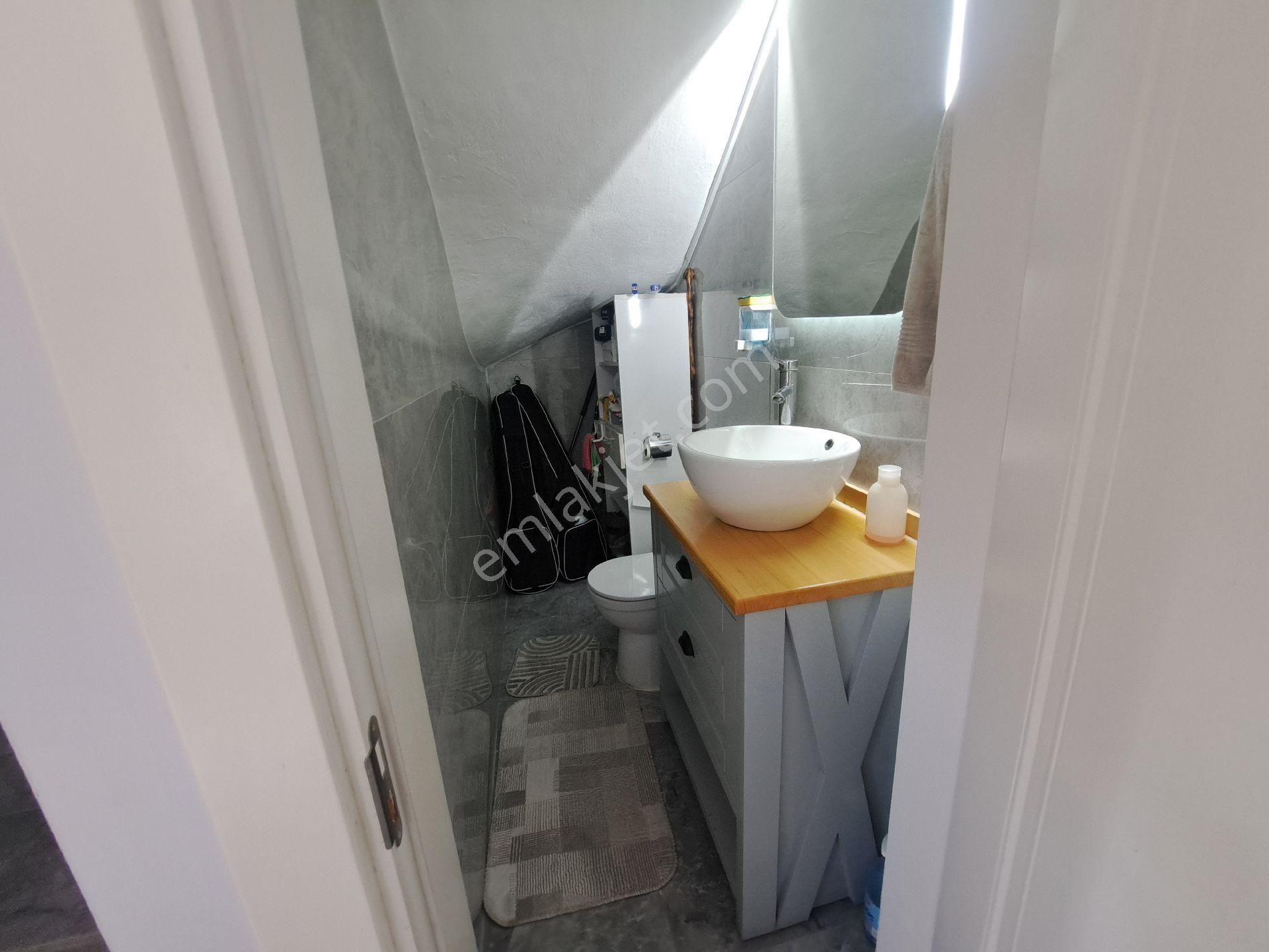 İzmir Seferihisar Atatürk Mahallesin De Satılık Ful Deniz Manzaralı 3+1 Eşyalı Villa - Görsel 15